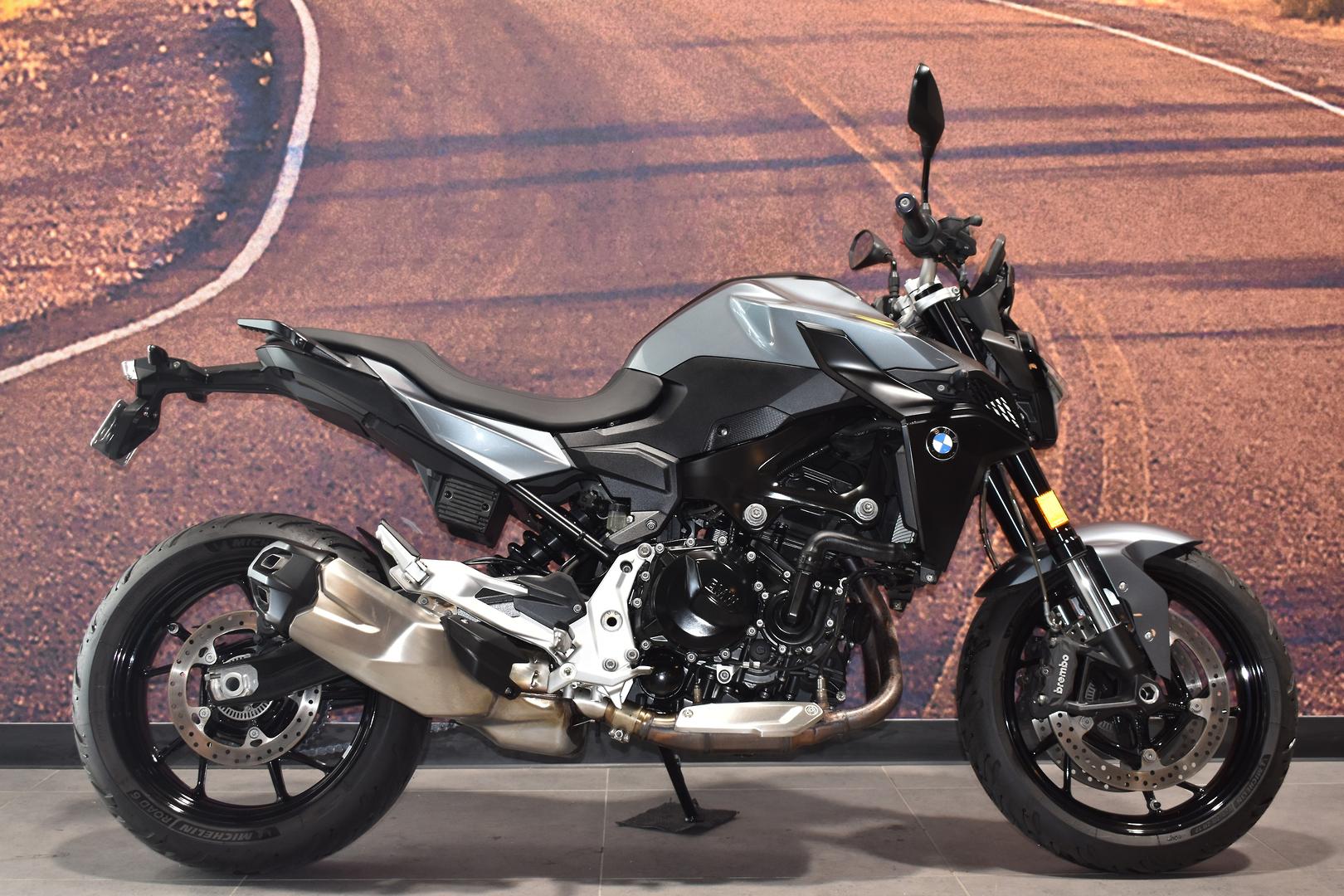 2022 BMW F 900 R ROAD