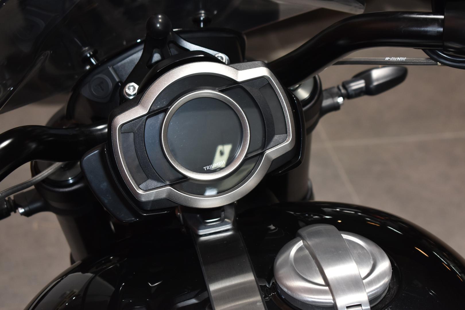 2025 TRIUMPH ROCKET 3 STORM GT CRUISER