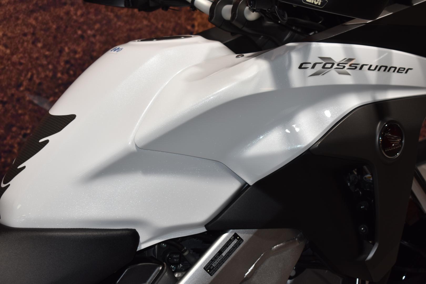 2015 HONDA VFR800X CROSSRUNNER DUAL SPORTS