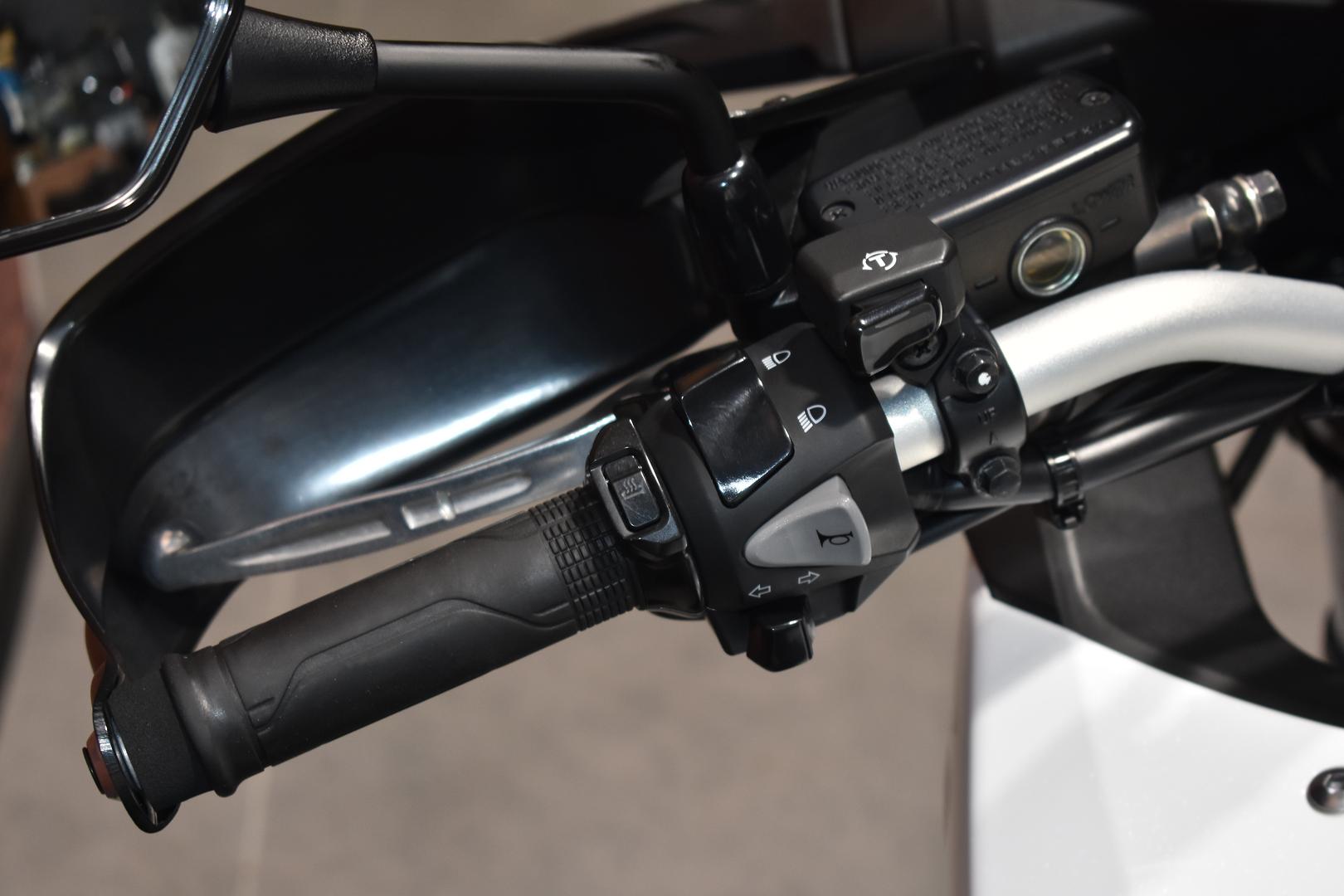 2015 HONDA VFR800X CROSSRUNNER DUAL SPORTS
