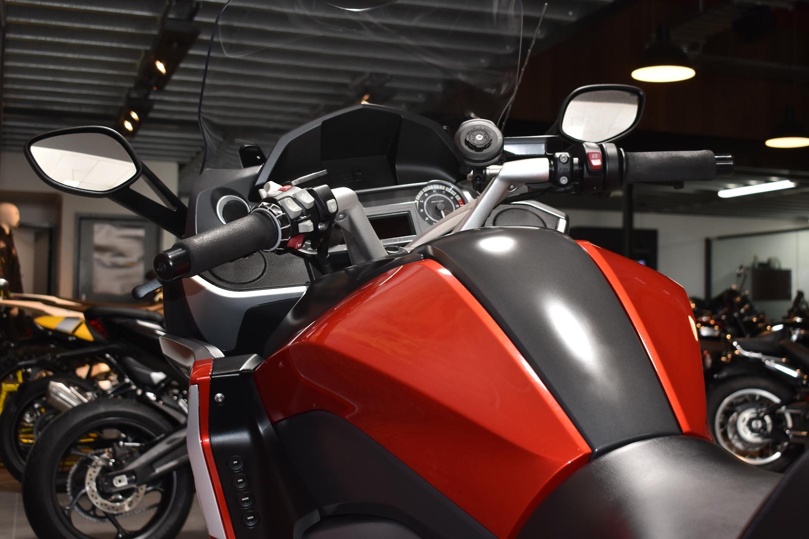 2017 BMW K 1600 GT ROAD