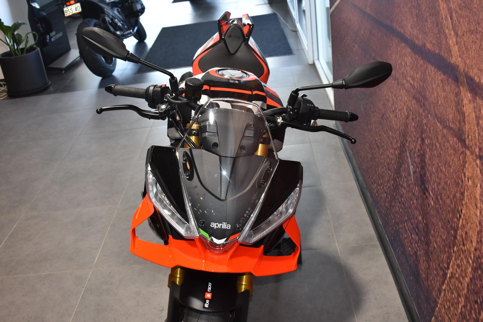 2025 APRILIA TUONO V4 FACTORY SPORTS