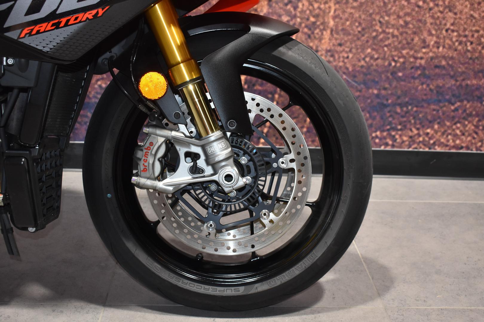 2025 APRILIA TUONO V4 FACTORY SPORTS