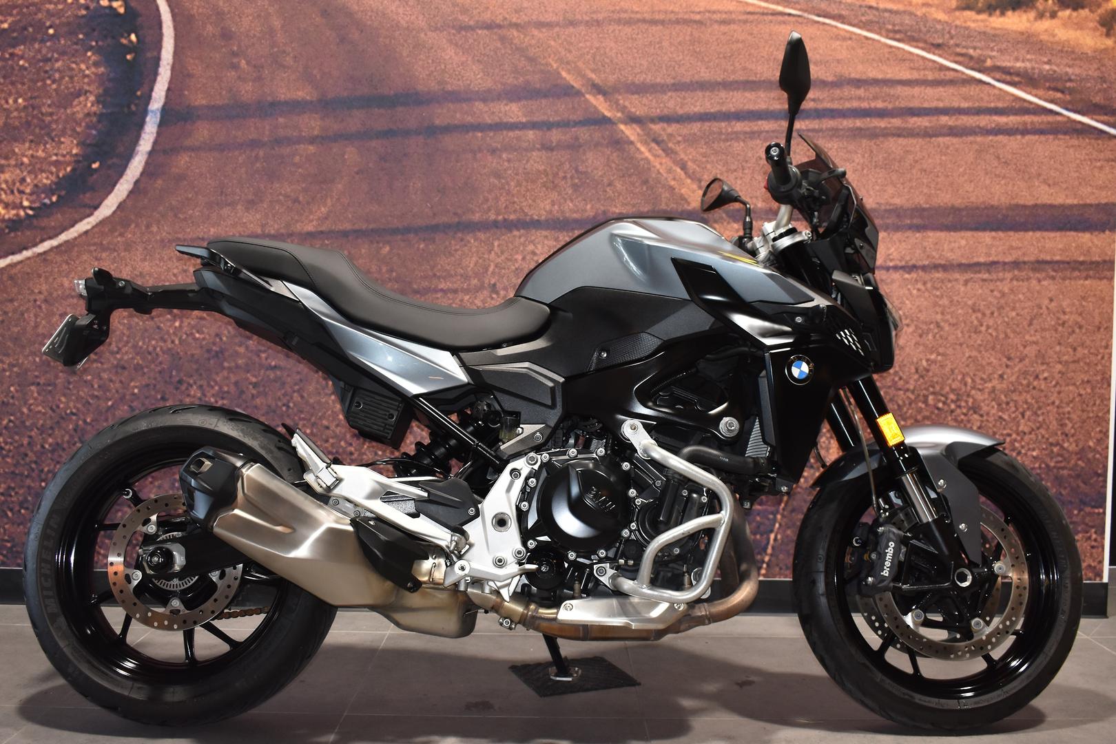 2023 BMW F 900 R ROAD