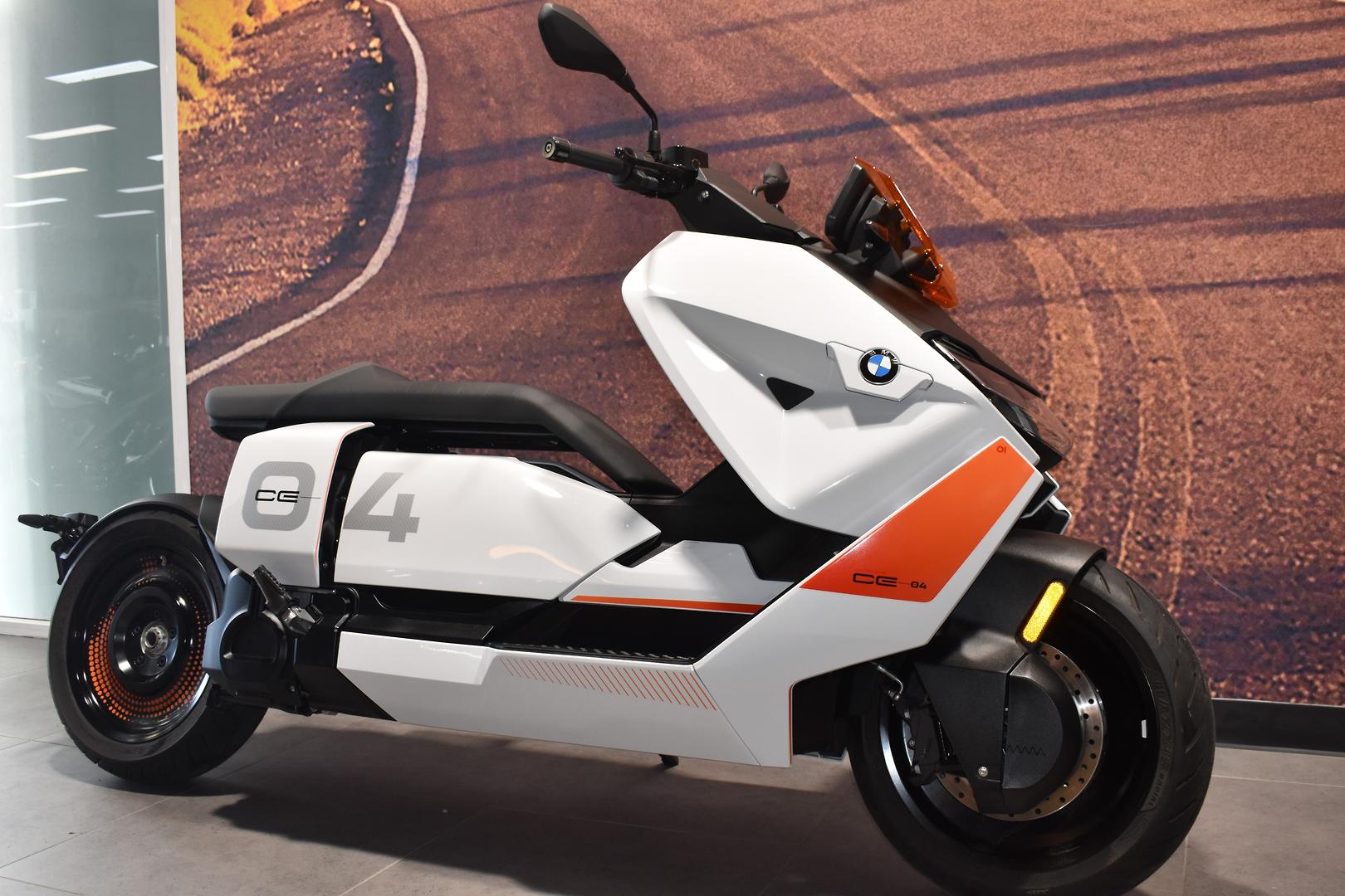 2024 BMW CE 04 SCOOTER