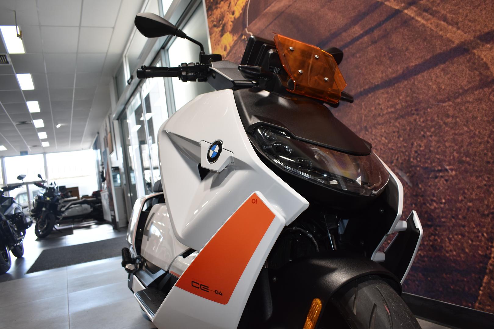 2024 BMW CE 04 SCOOTER