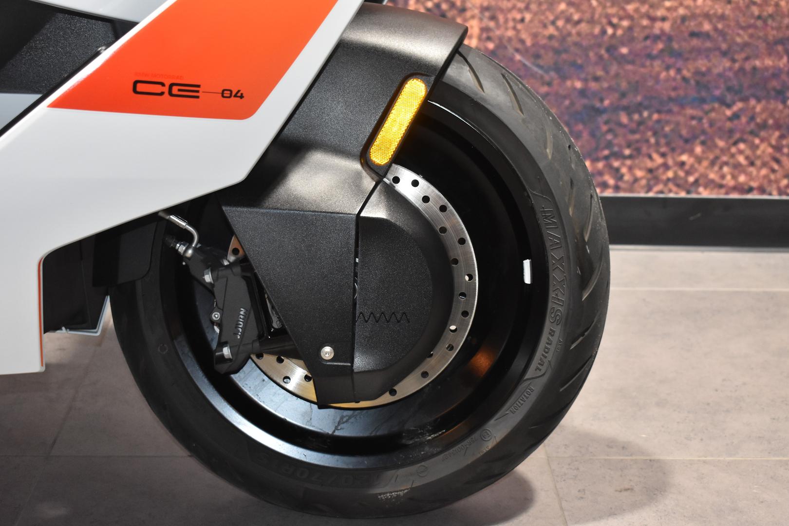 2024 BMW CE 04 SCOOTER