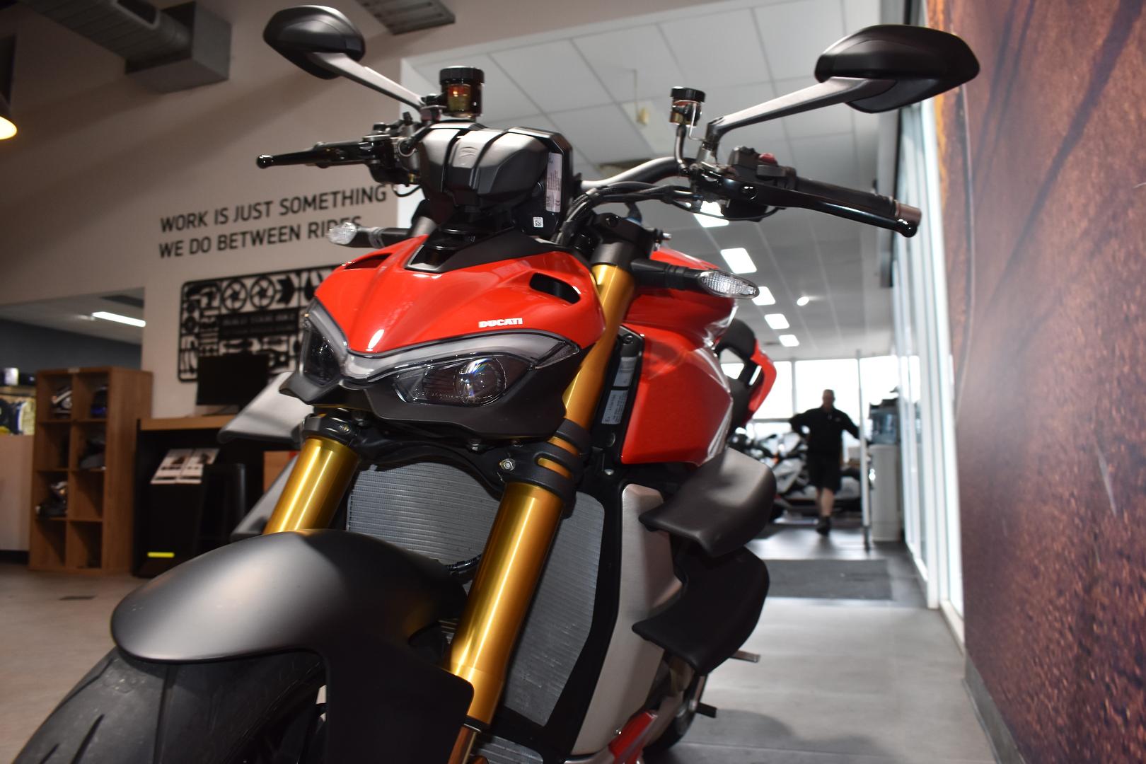 2021 DUCATI STREETFIGHTER V4 S SPORTS