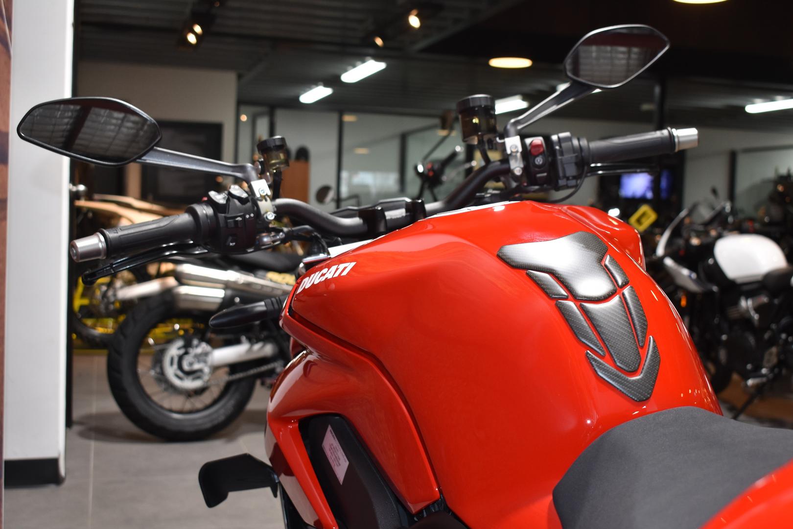 2021 DUCATI STREETFIGHTER V4 S SPORTS