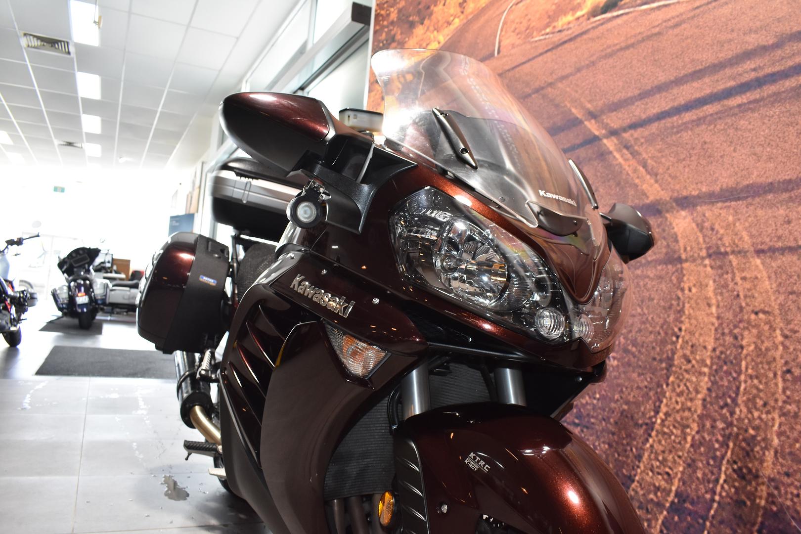 2011 KAWASAKI 1400 GTR ABS (K-ACT) ROAD
