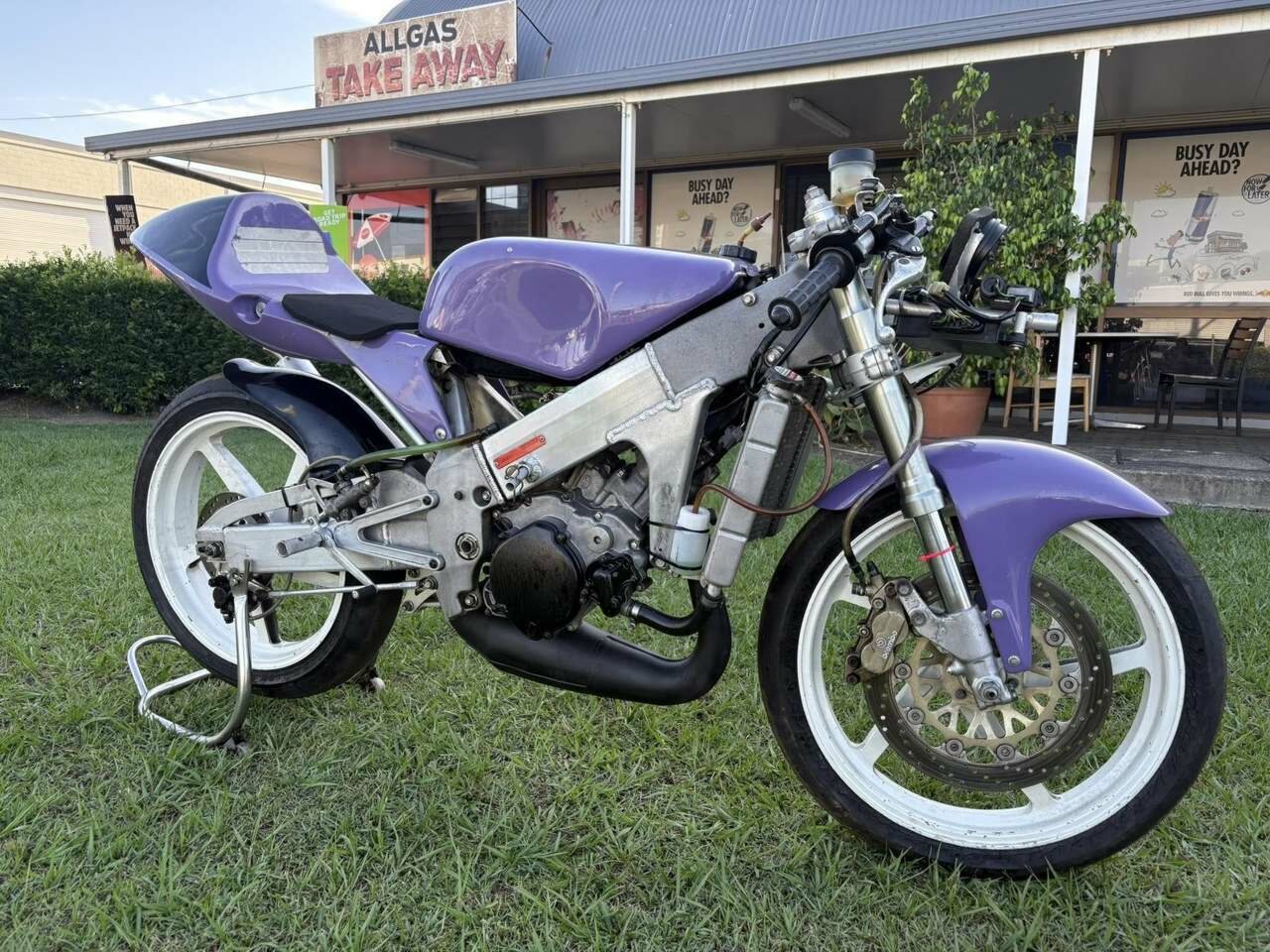 2001 KAWASAKI W650 ROAD