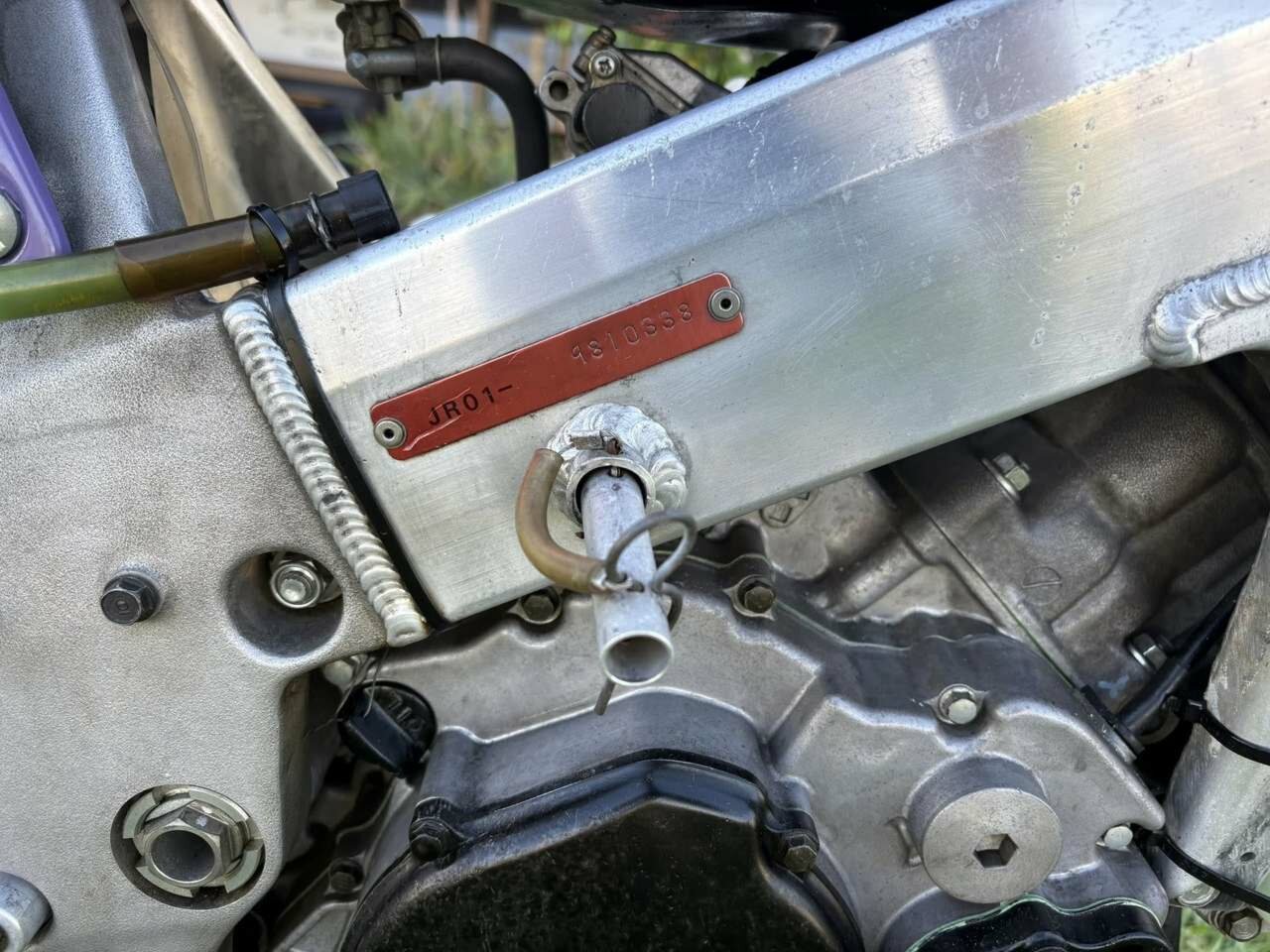 2001 KAWASAKI W650 ROAD
