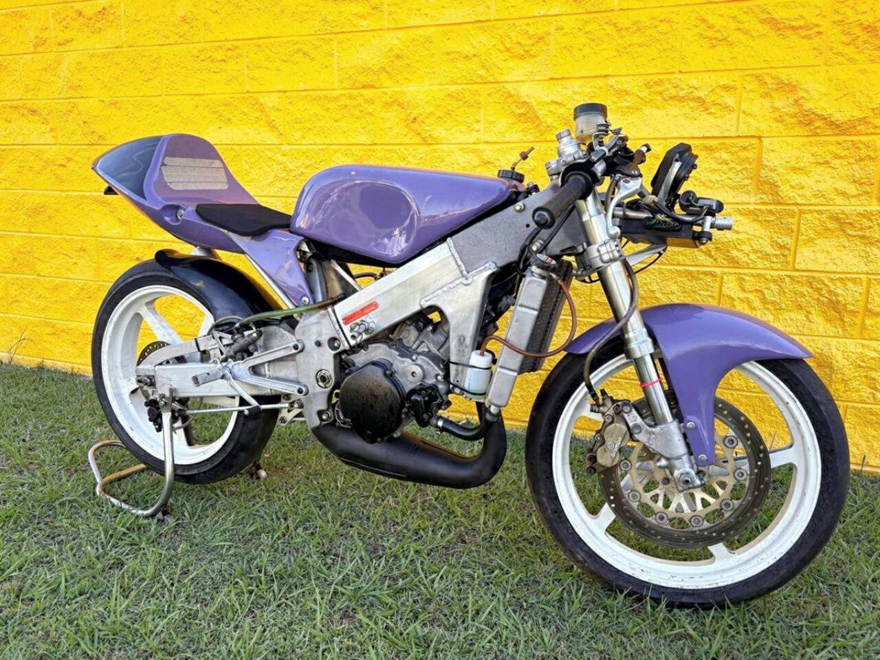 2001 KAWASAKI W650 ROAD