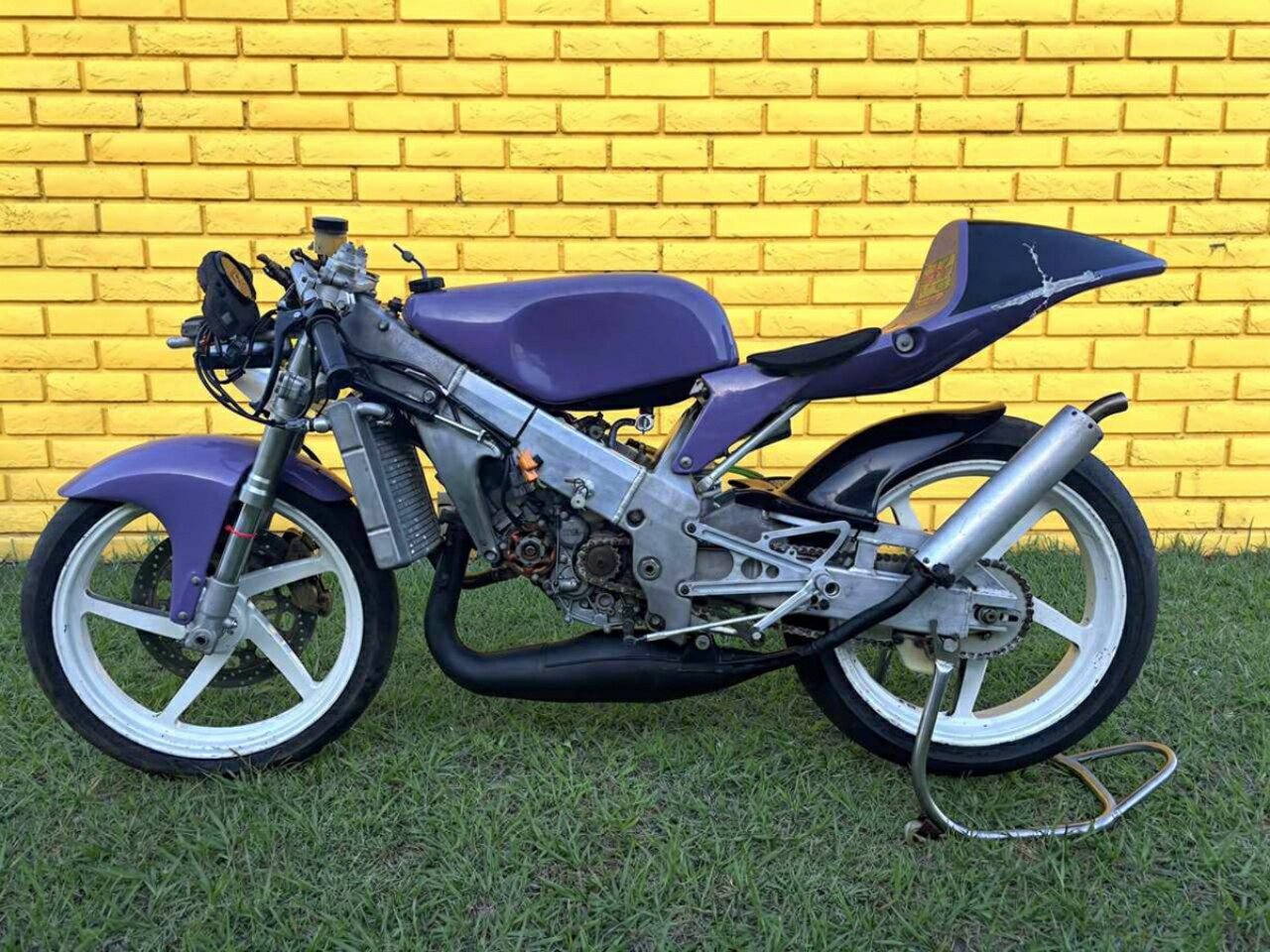 2001 KAWASAKI W650 ROAD