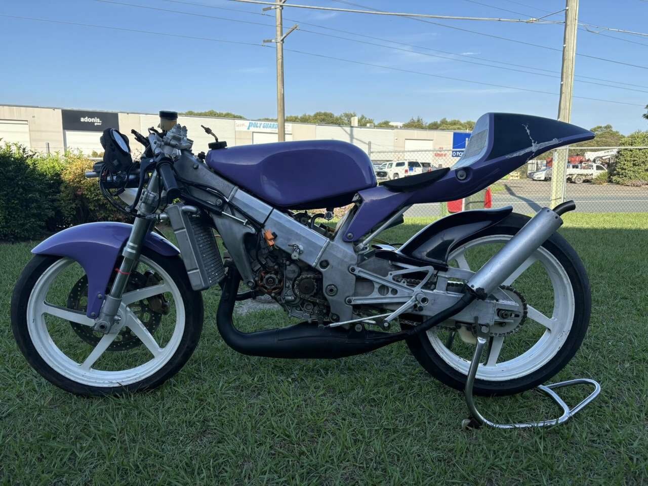 2001 KAWASAKI W650 ROAD