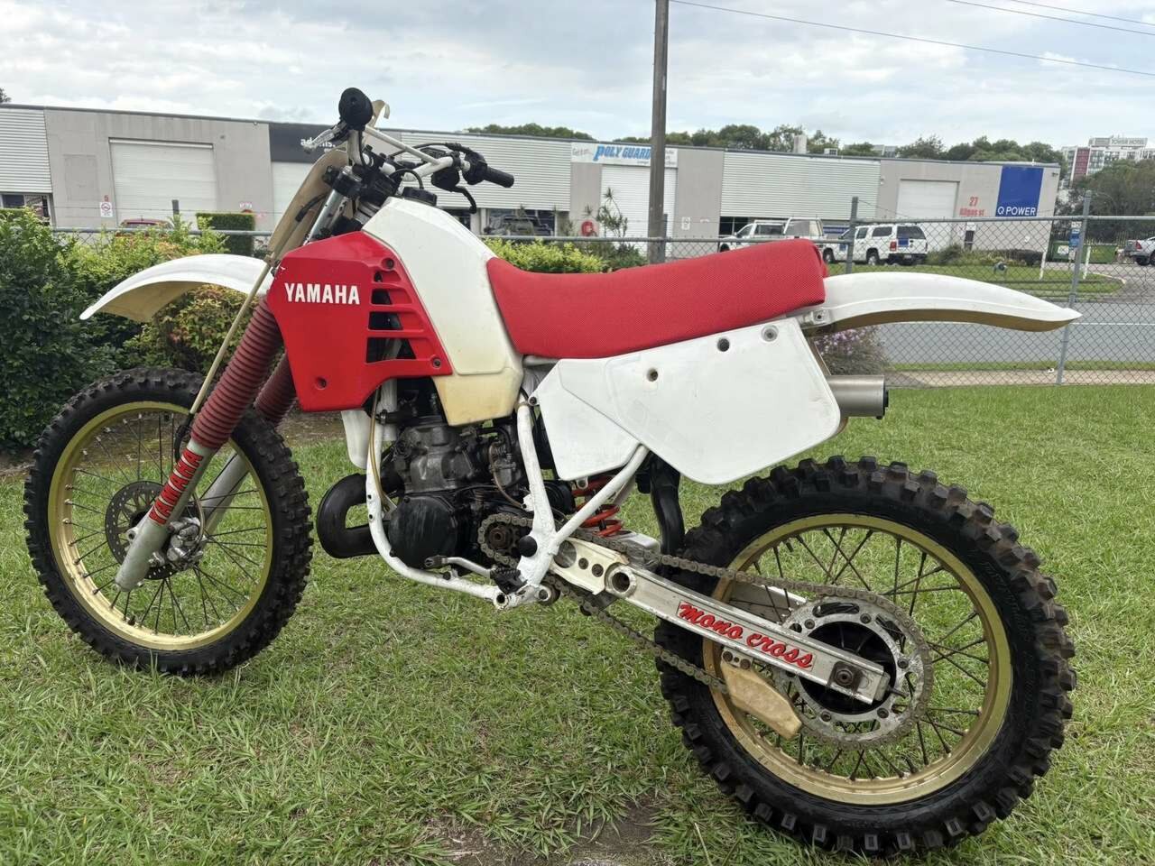 1987 YAMAHA YZ250 MOTOCROSS