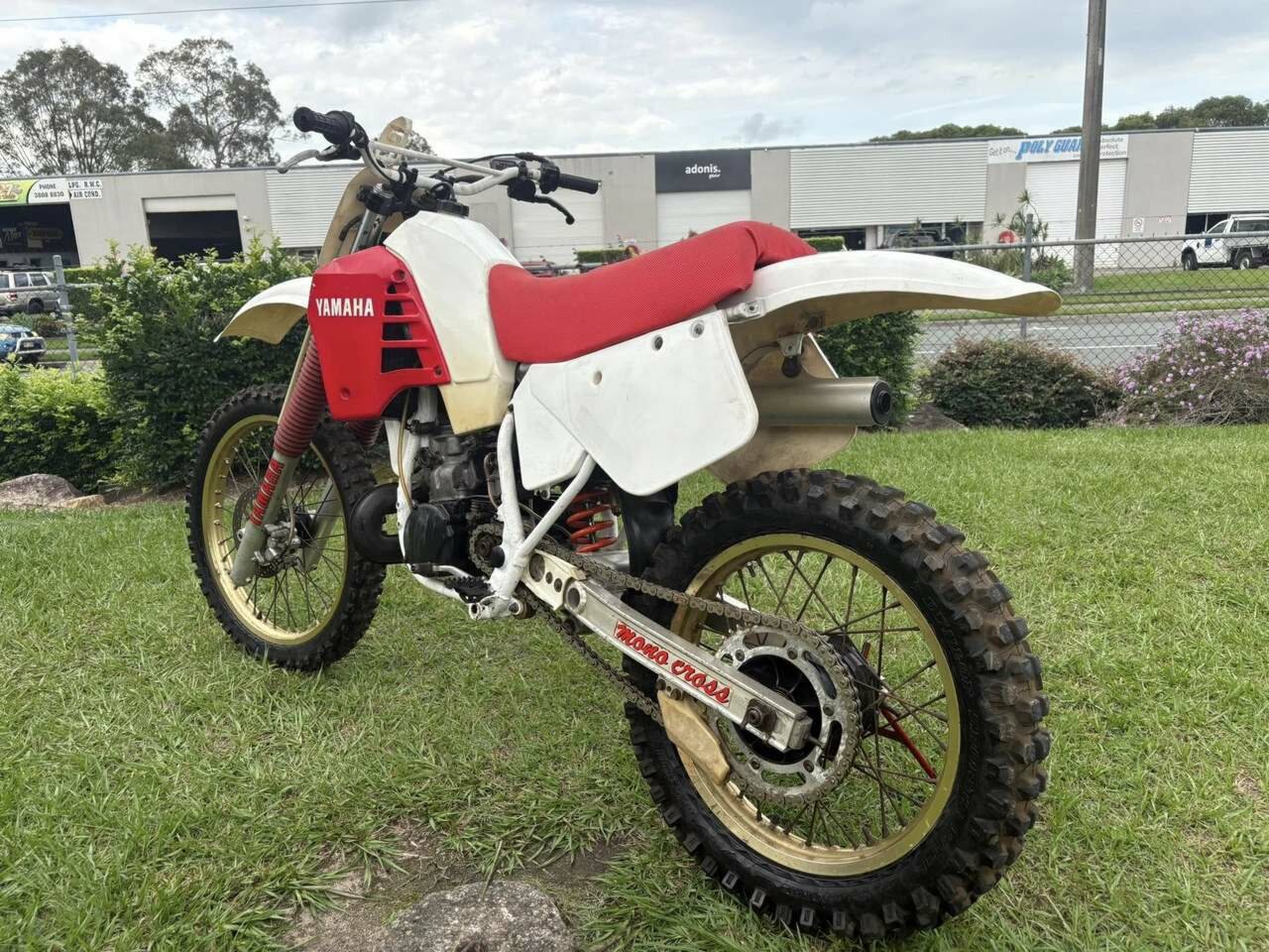 1987 YAMAHA YZ250 MOTOCROSS
