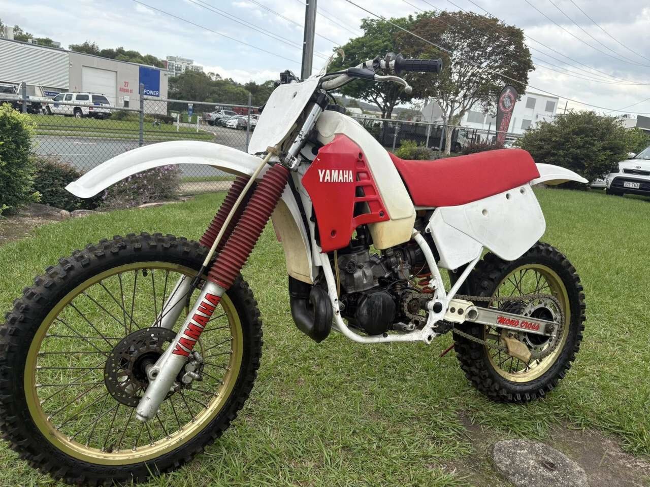 1987 YAMAHA YZ250 MOTOCROSS