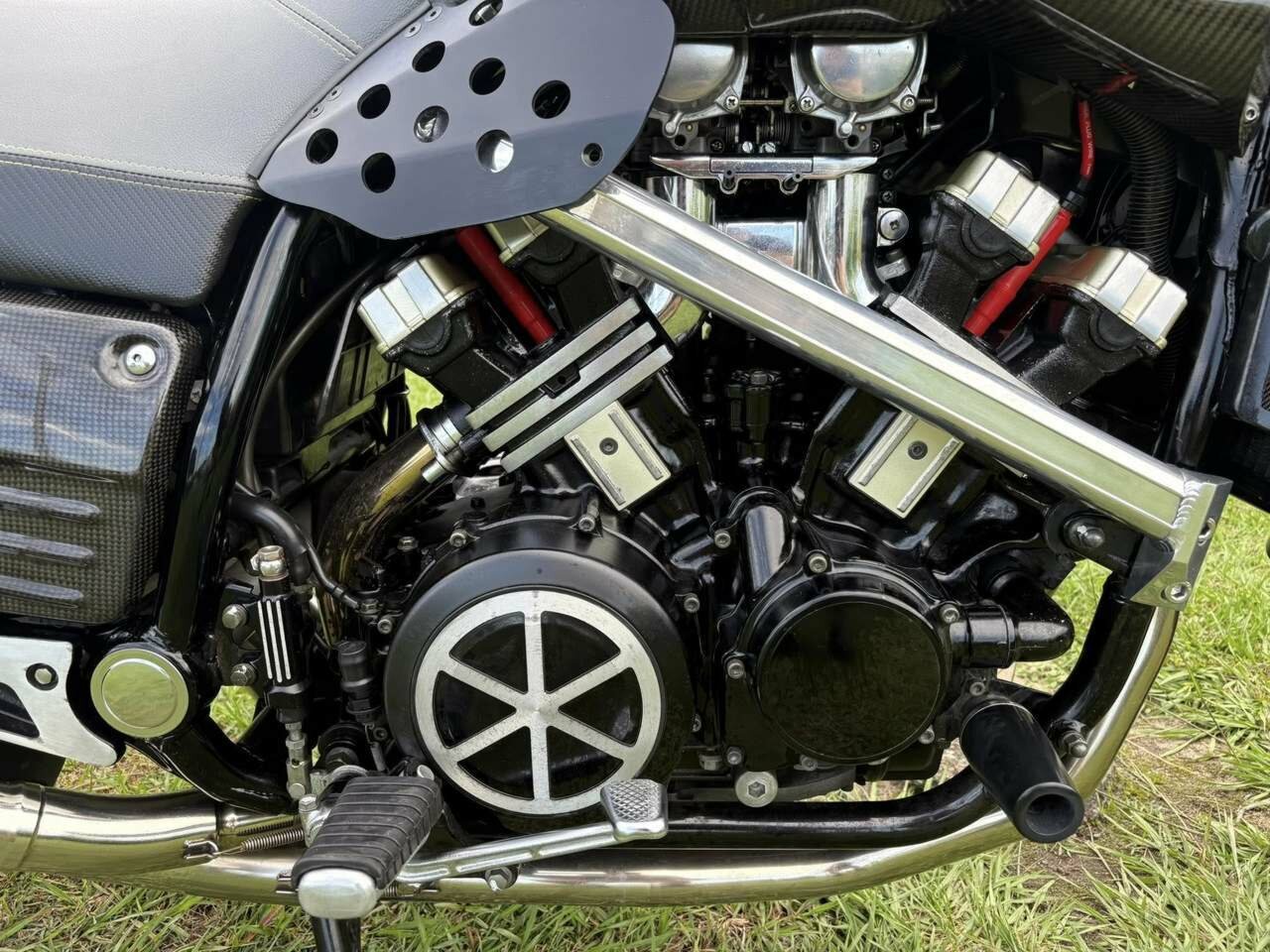 1995 YAMAHA VMX1200 (VMAX) ROAD