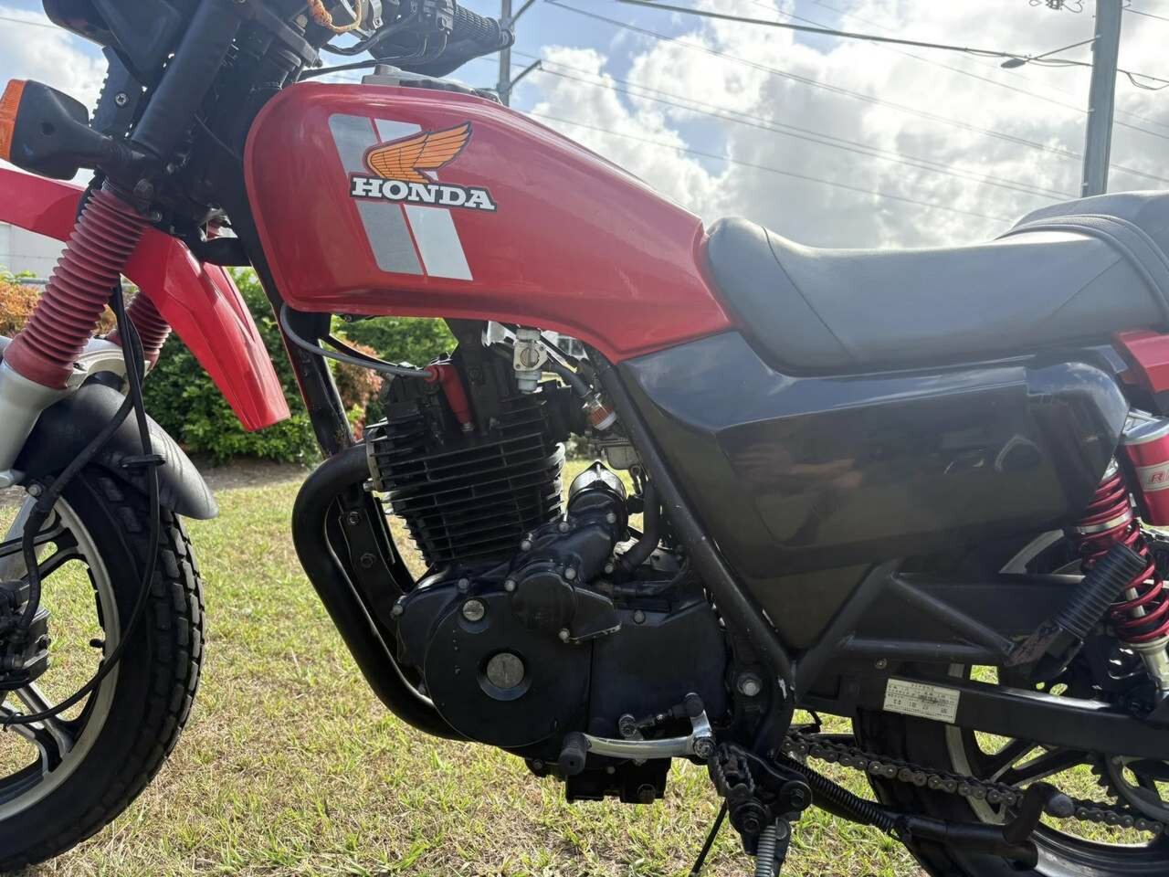 1986 SUZUKI RM125 MOTOCROSS