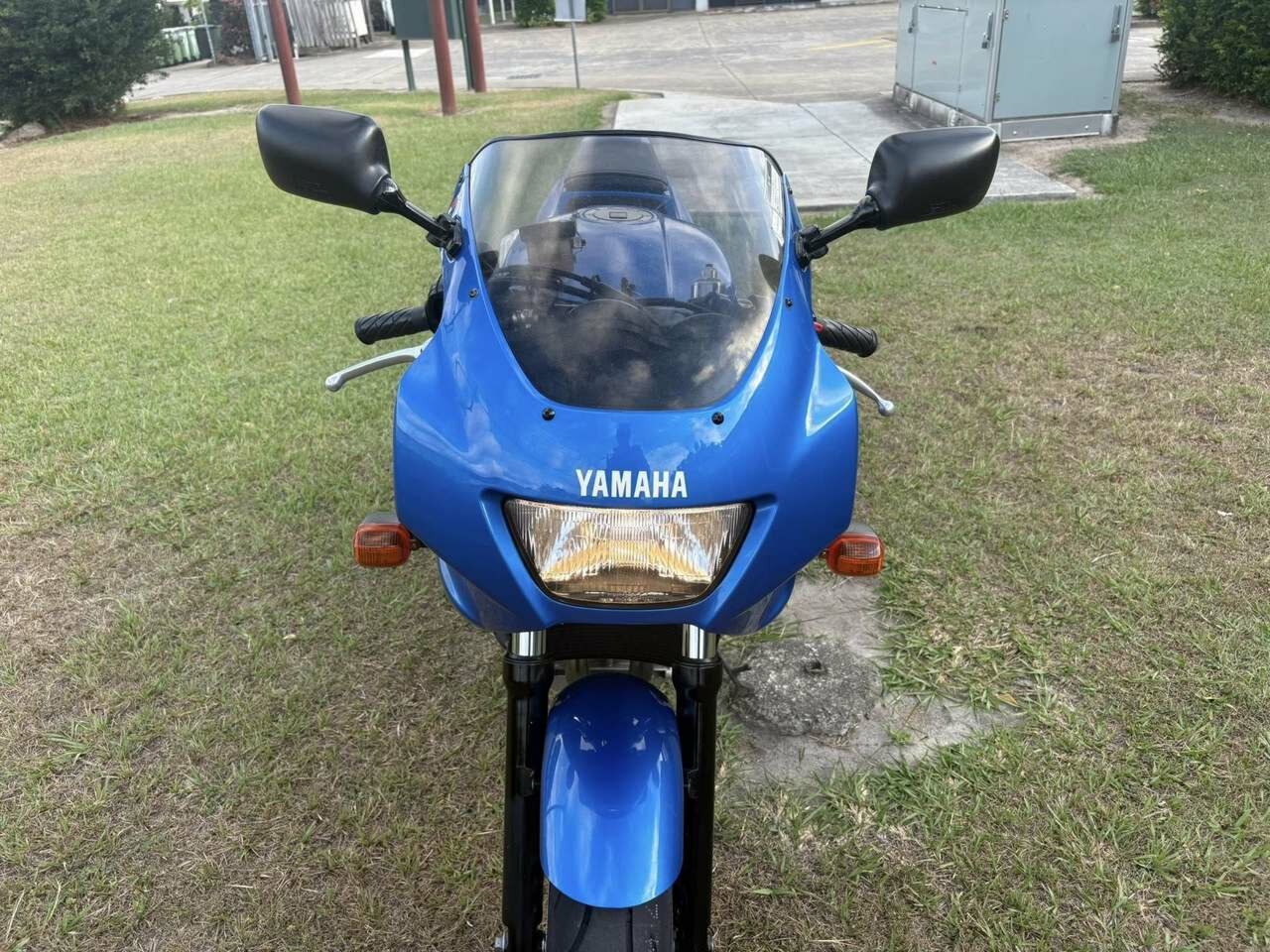 2000 YAMAHA TRX850 SPORTS