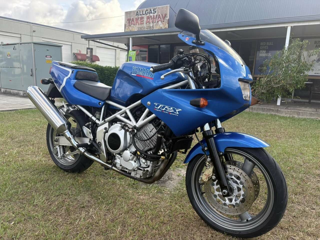 2000 YAMAHA TRX850 SPORTS