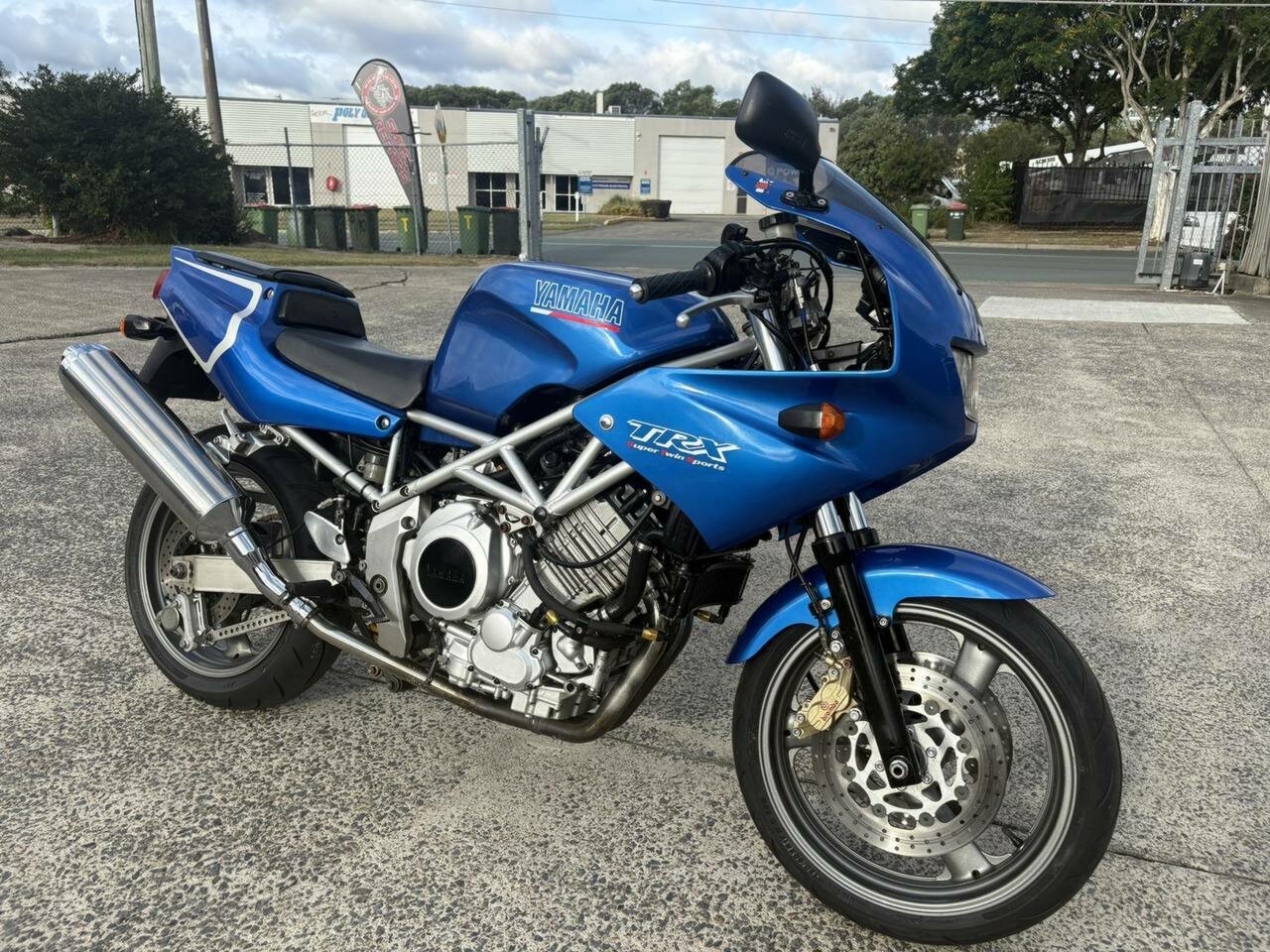 2000 YAMAHA TRX850 SPORTS