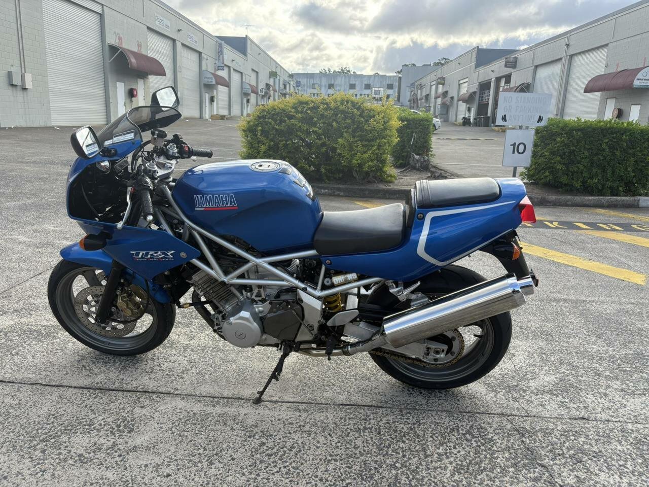 2000 YAMAHA TRX850 SPORTS
