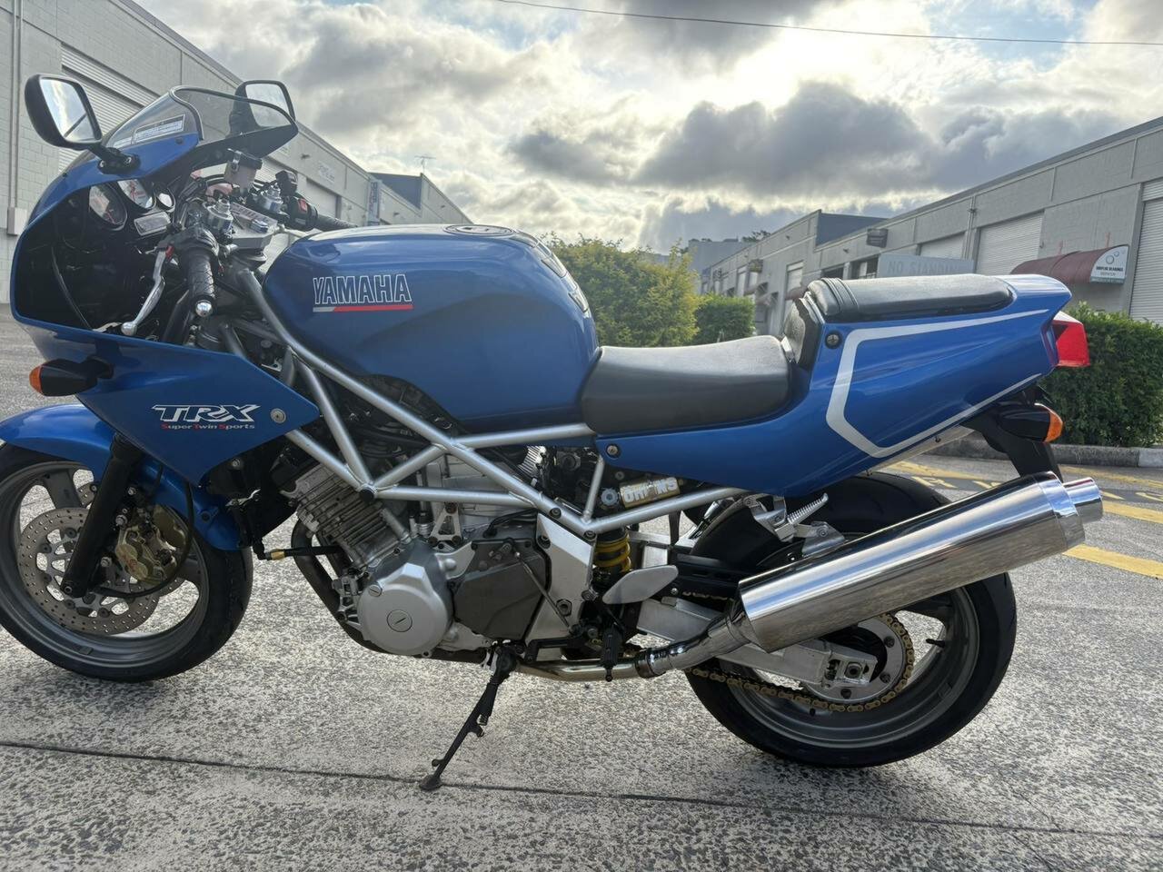 2000 YAMAHA TRX850 SPORTS