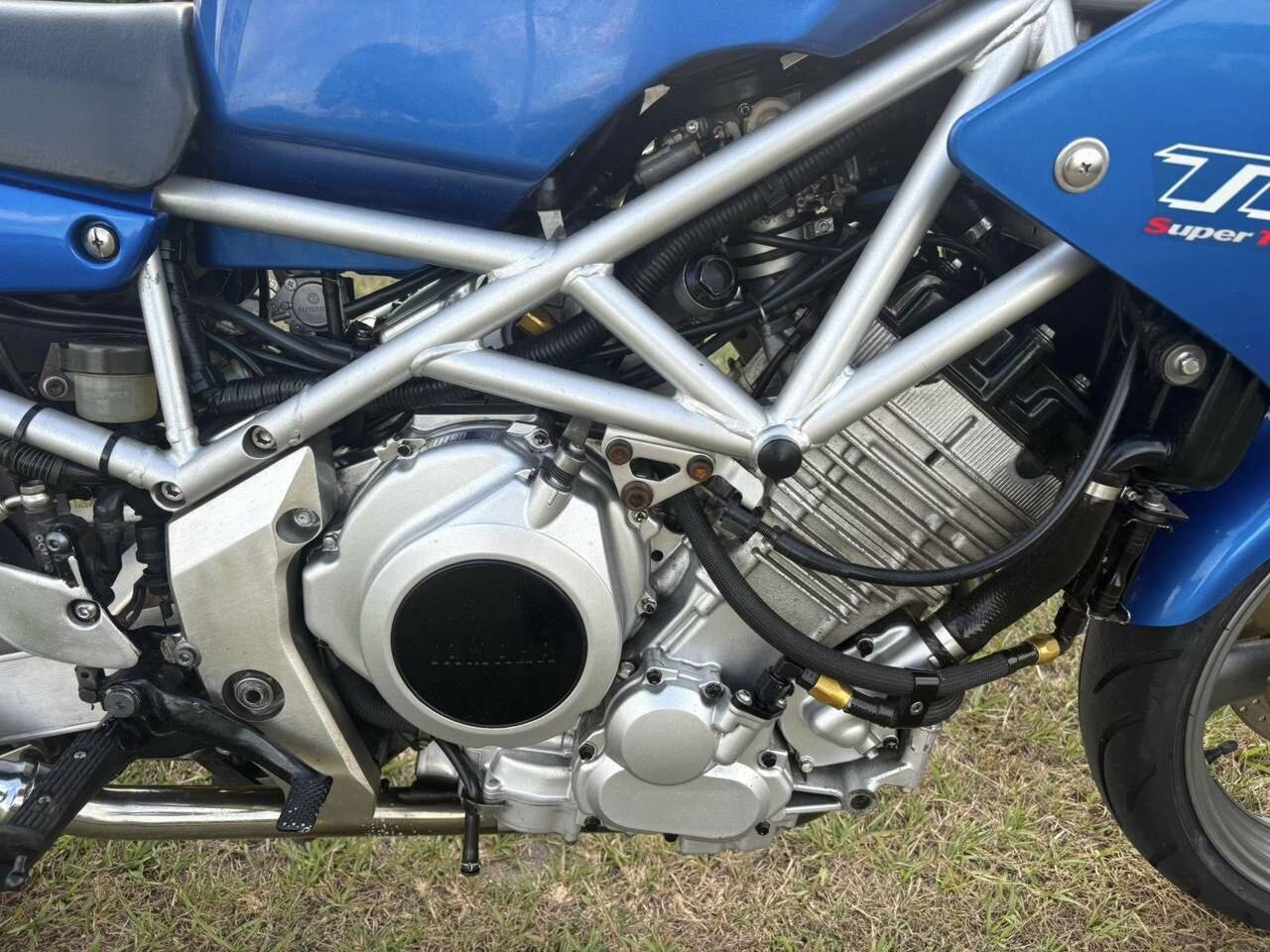 2000 YAMAHA TRX850 SPORTS