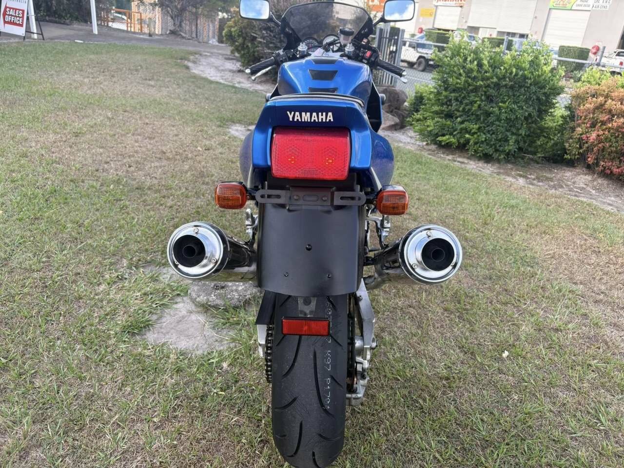 2000 YAMAHA TRX850 SPORTS