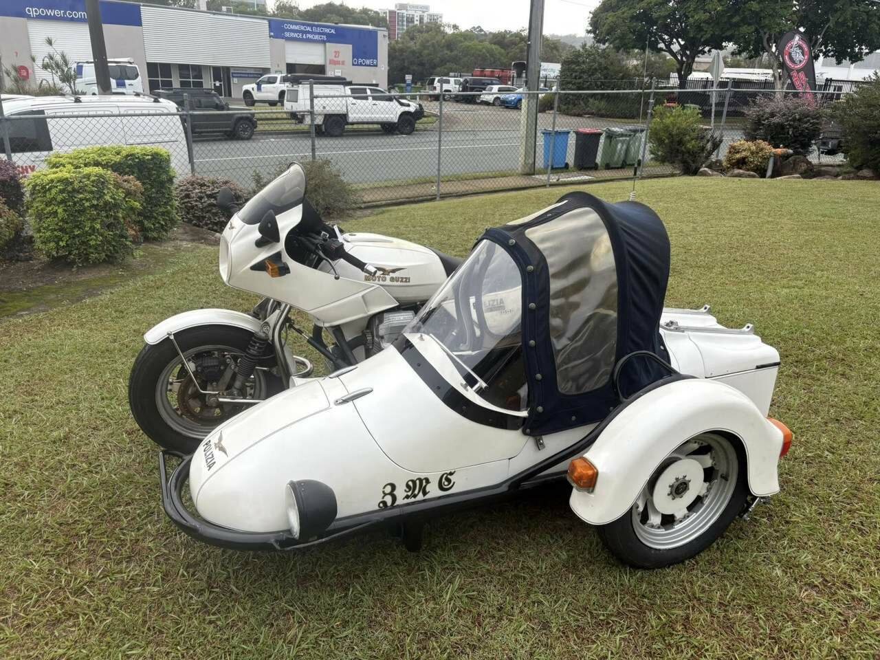 1988 MOTO GUZZI 1000 LE MANS SPORTS OUTFIT