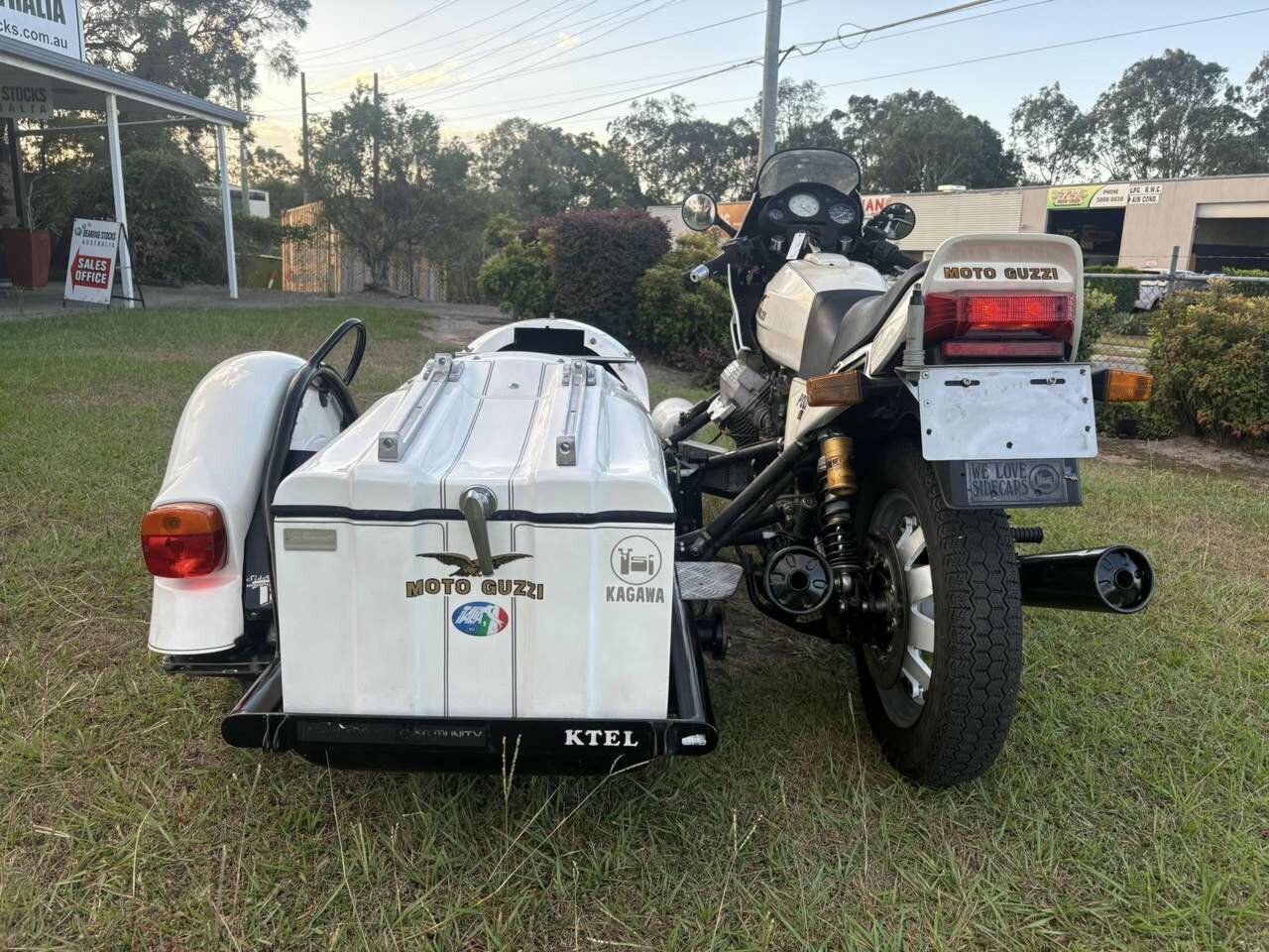 1988 MOTO GUZZI 1000 LE MANS SPORTS OUTFIT