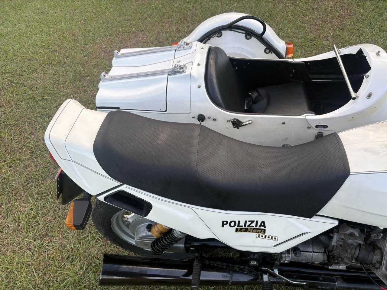 1988 MOTO GUZZI 1000 LE MANS SPORTS OUTFIT