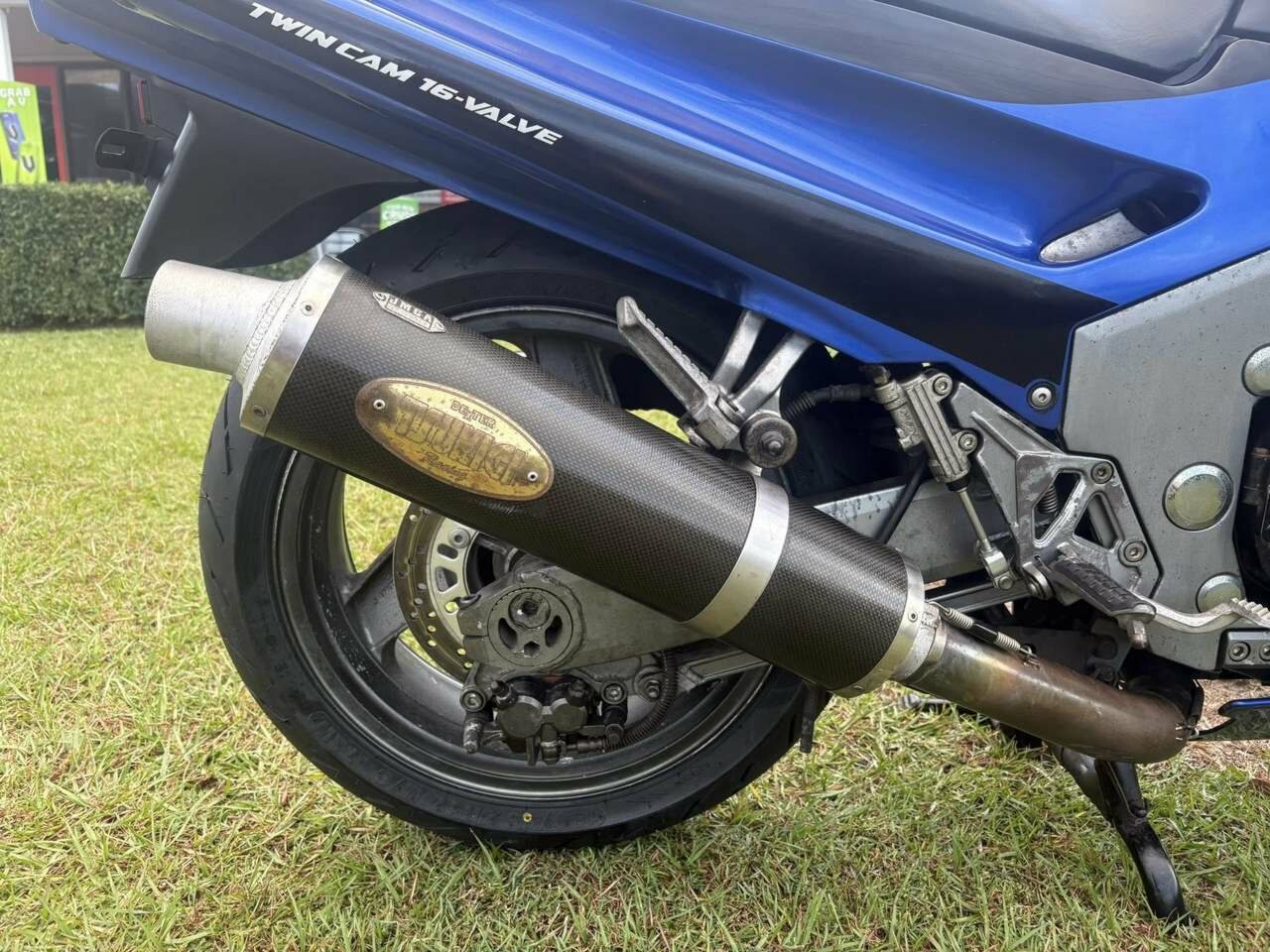 1990 KAWASAKI ZZ-R1100 (ZX1100) ROAD