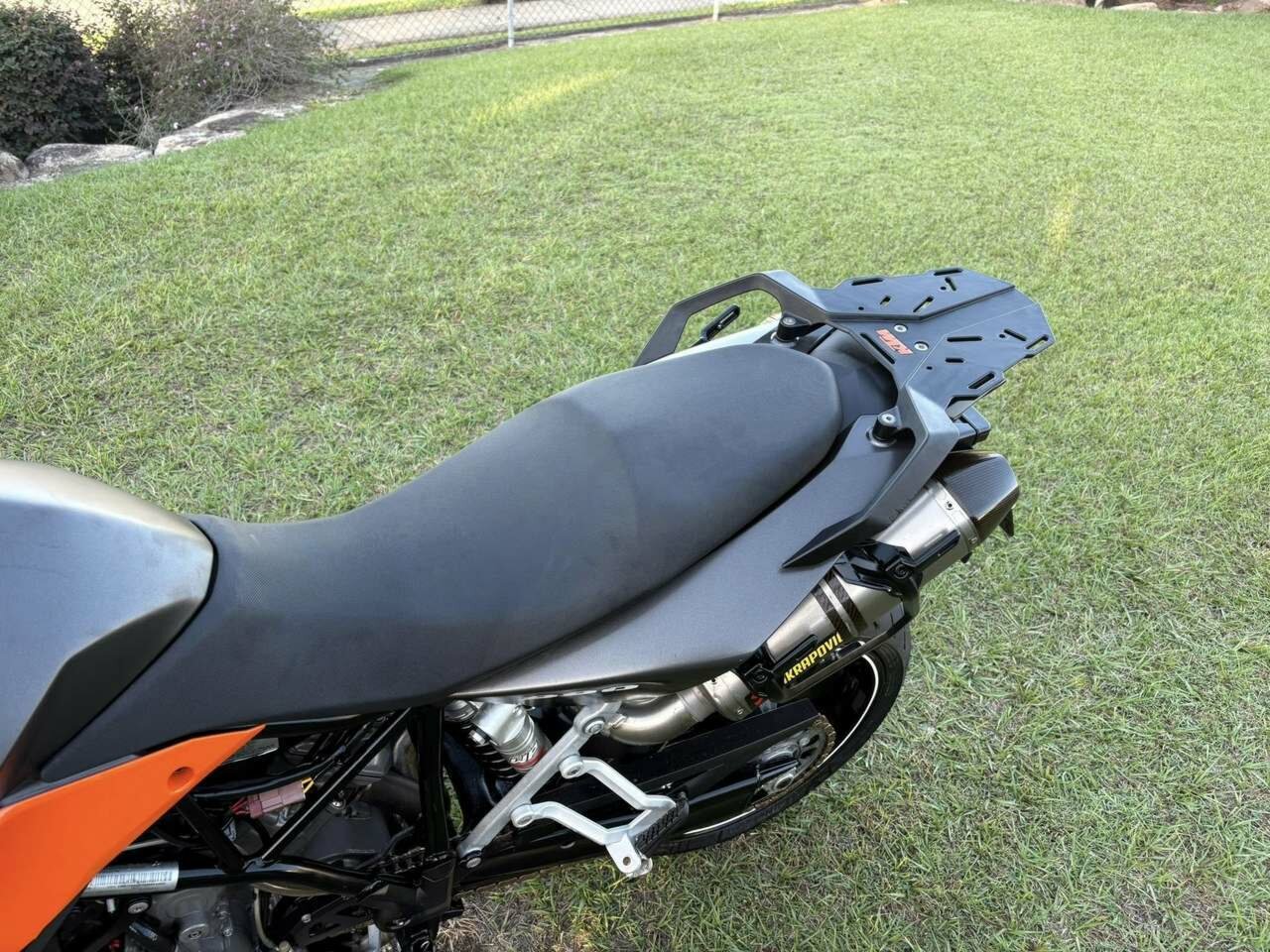 2009 KTM 990 SUPERMOTO T ROAD