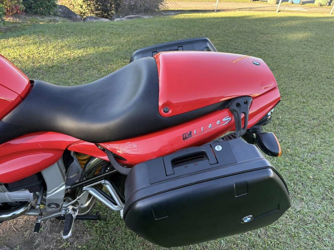 1998 BMW R1100S SPORTS