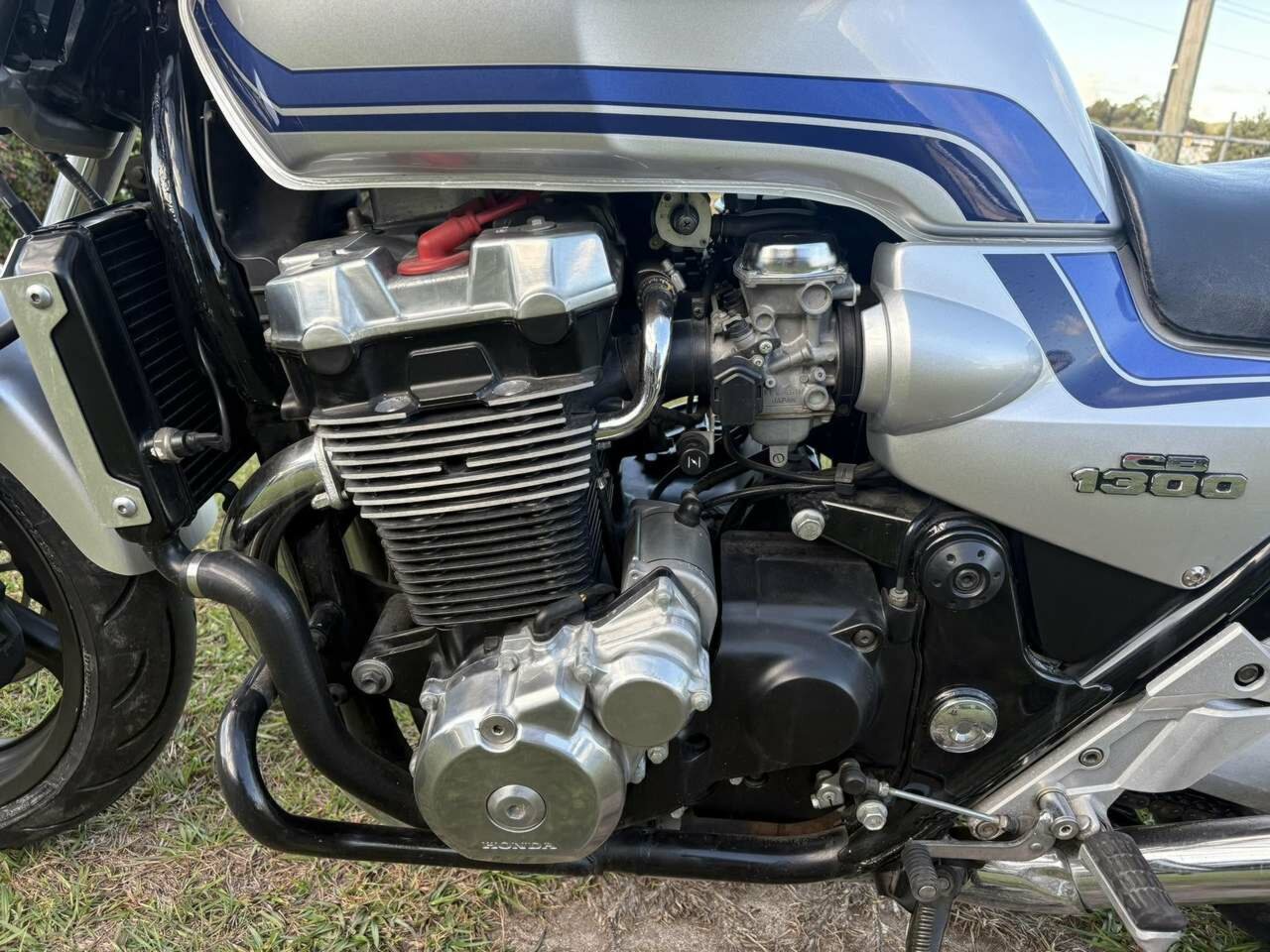 1999 HONDA CB1300F ROAD