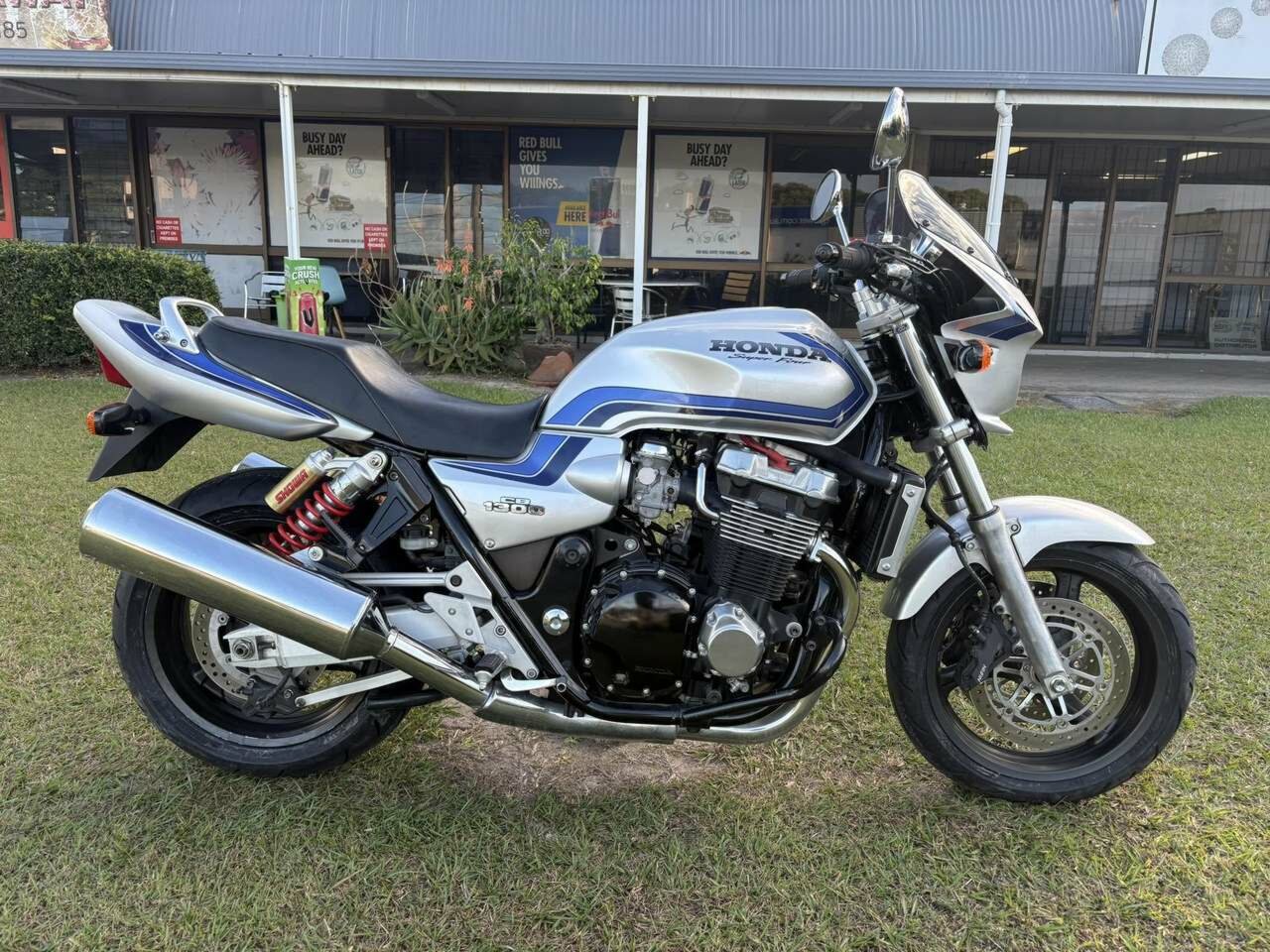 1999 HONDA CB1300F ROAD