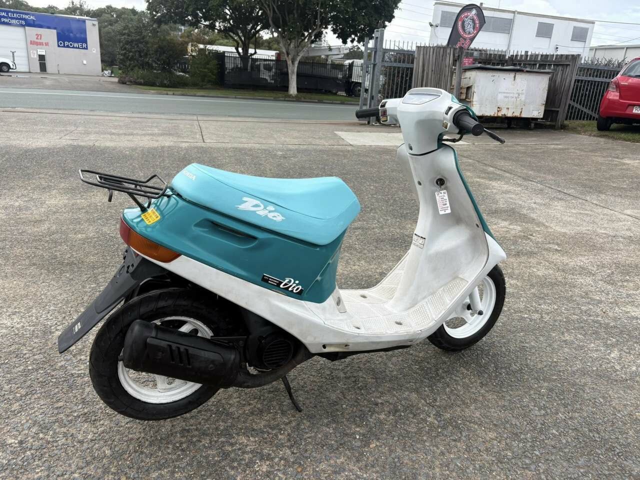 1988 HONDA DIO 50 SCOOTER
