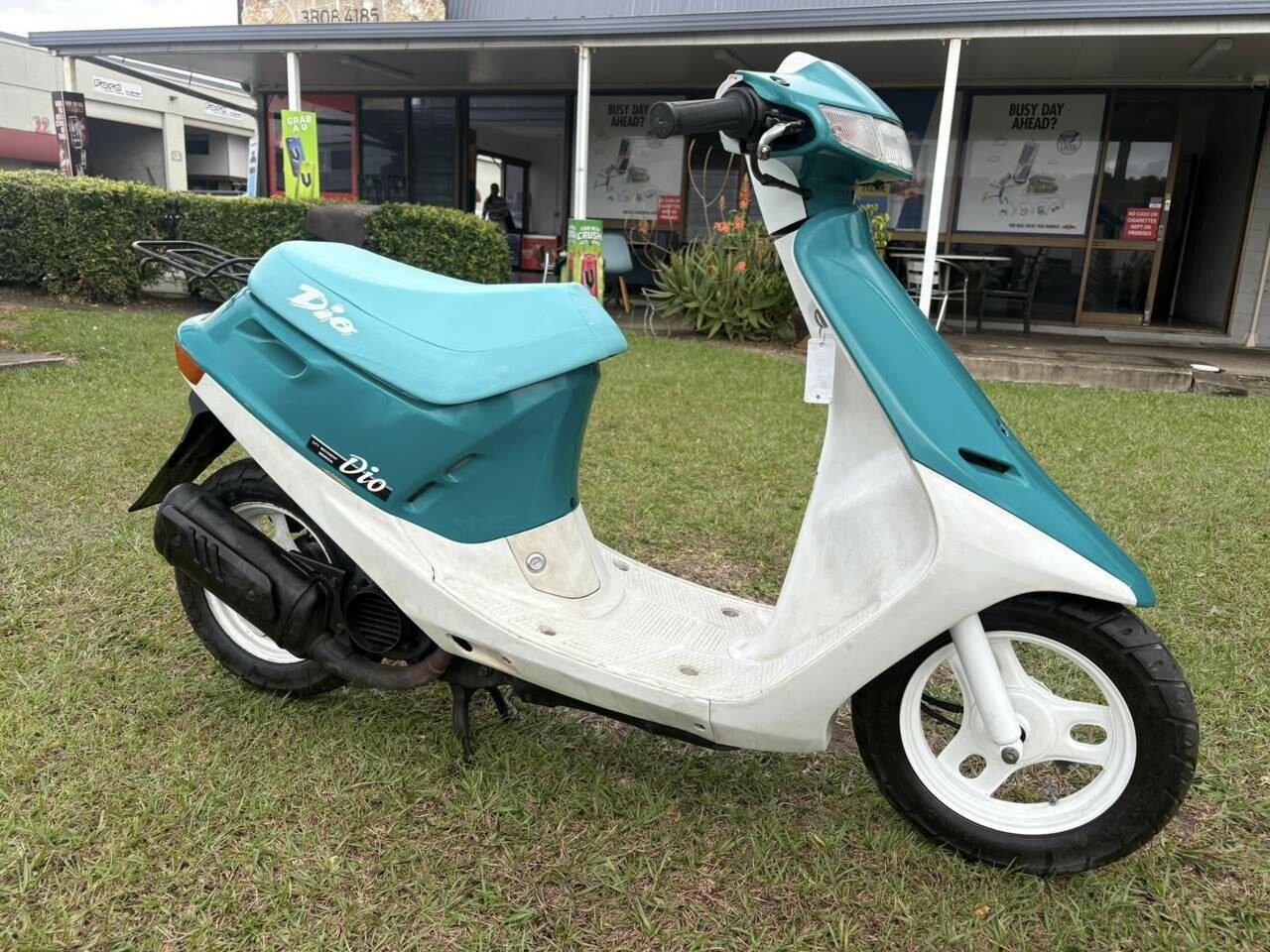 1988 HONDA DIO 50 SCOOTER