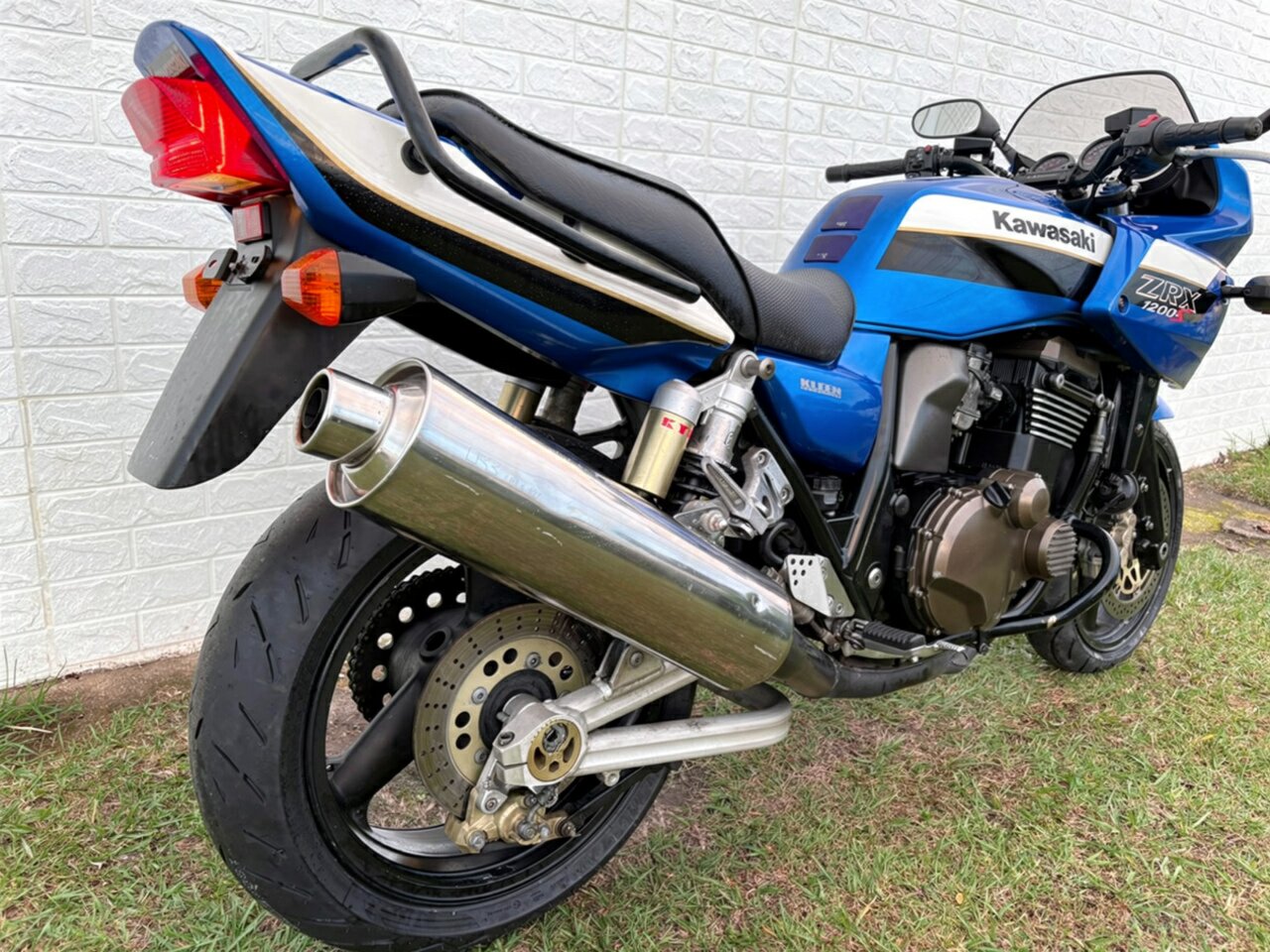 2001 KAWASAKI ZRX 1200S ROAD