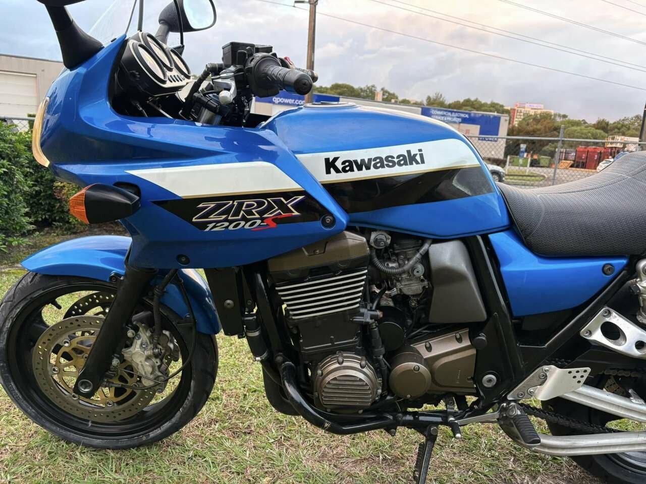 2001 KAWASAKI ZRX 1200S ROAD