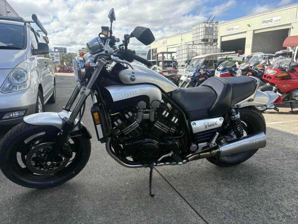 1998 YAMAHA VMX1200 (VMAX) ROAD