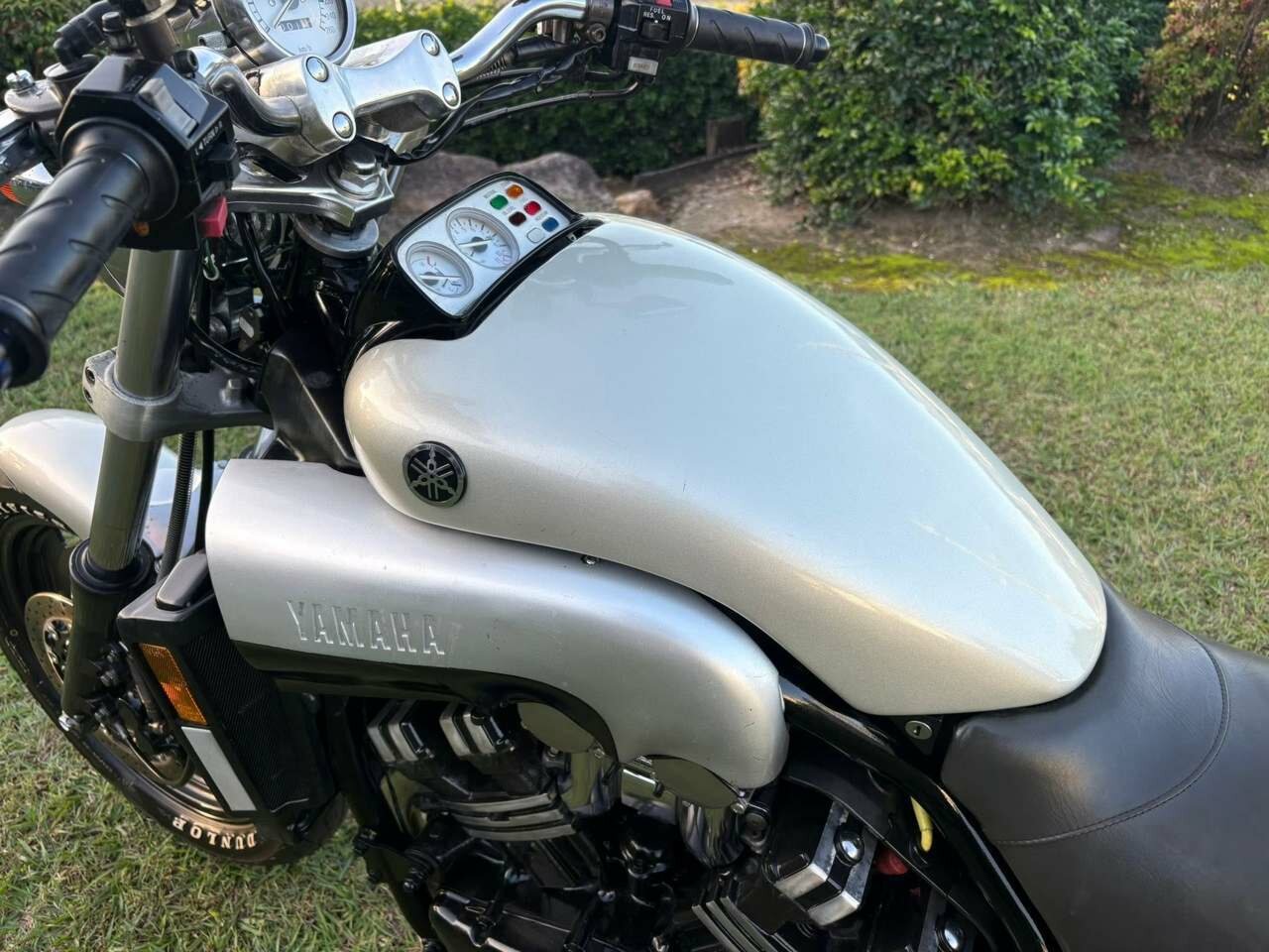 1998 YAMAHA VMX1200 (VMAX) ROAD