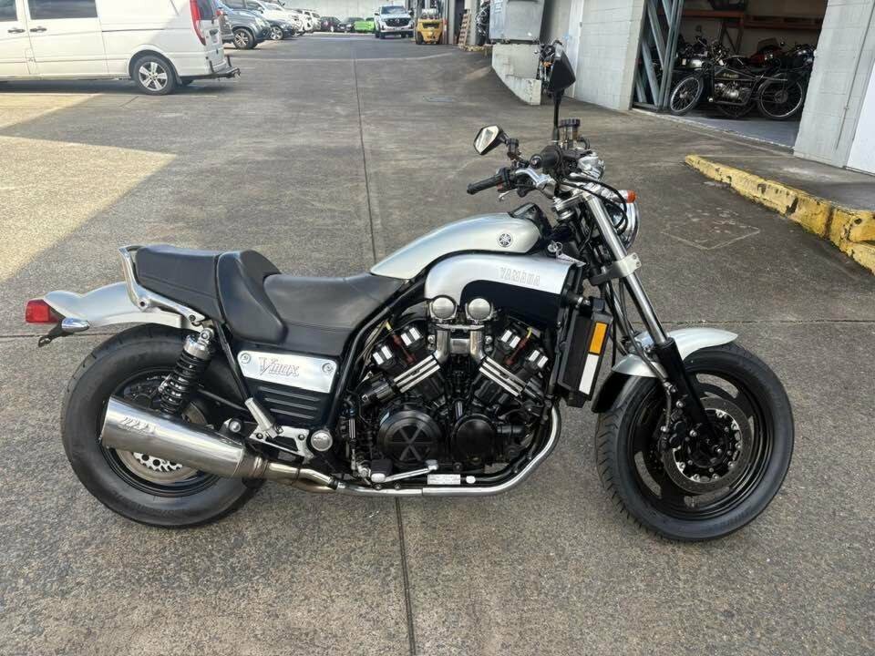 1998 YAMAHA VMX1200 (VMAX) ROAD