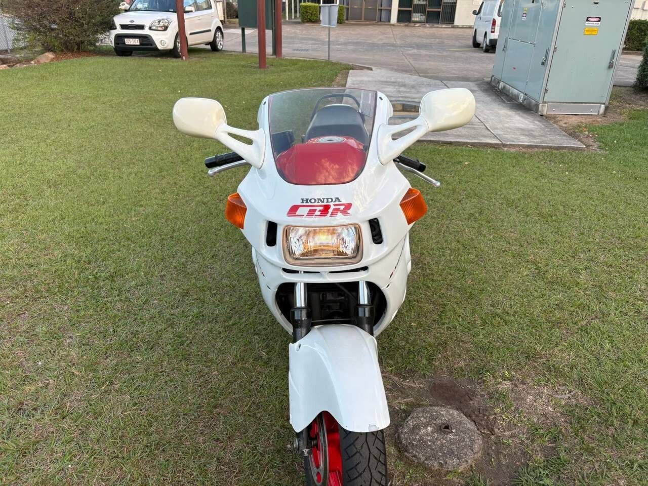 1987 HONDA CBR1000F ROAD