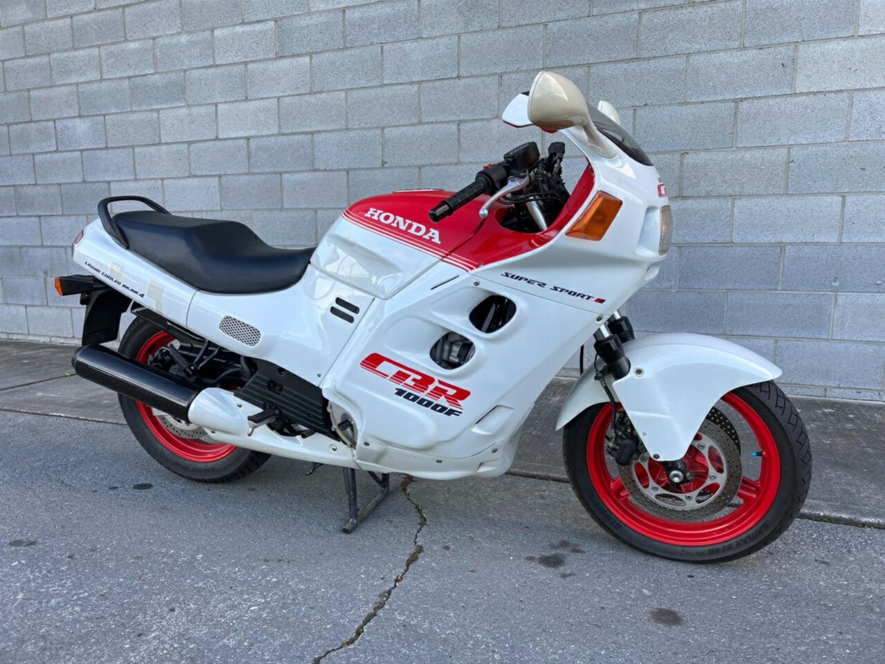 1987 HONDA CBR1000F ROAD