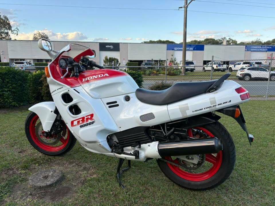 1987 HONDA CBR1000F ROAD