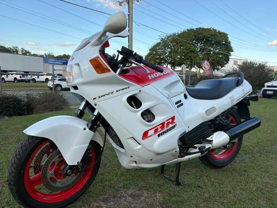 1987 HONDA CBR1000F ROAD